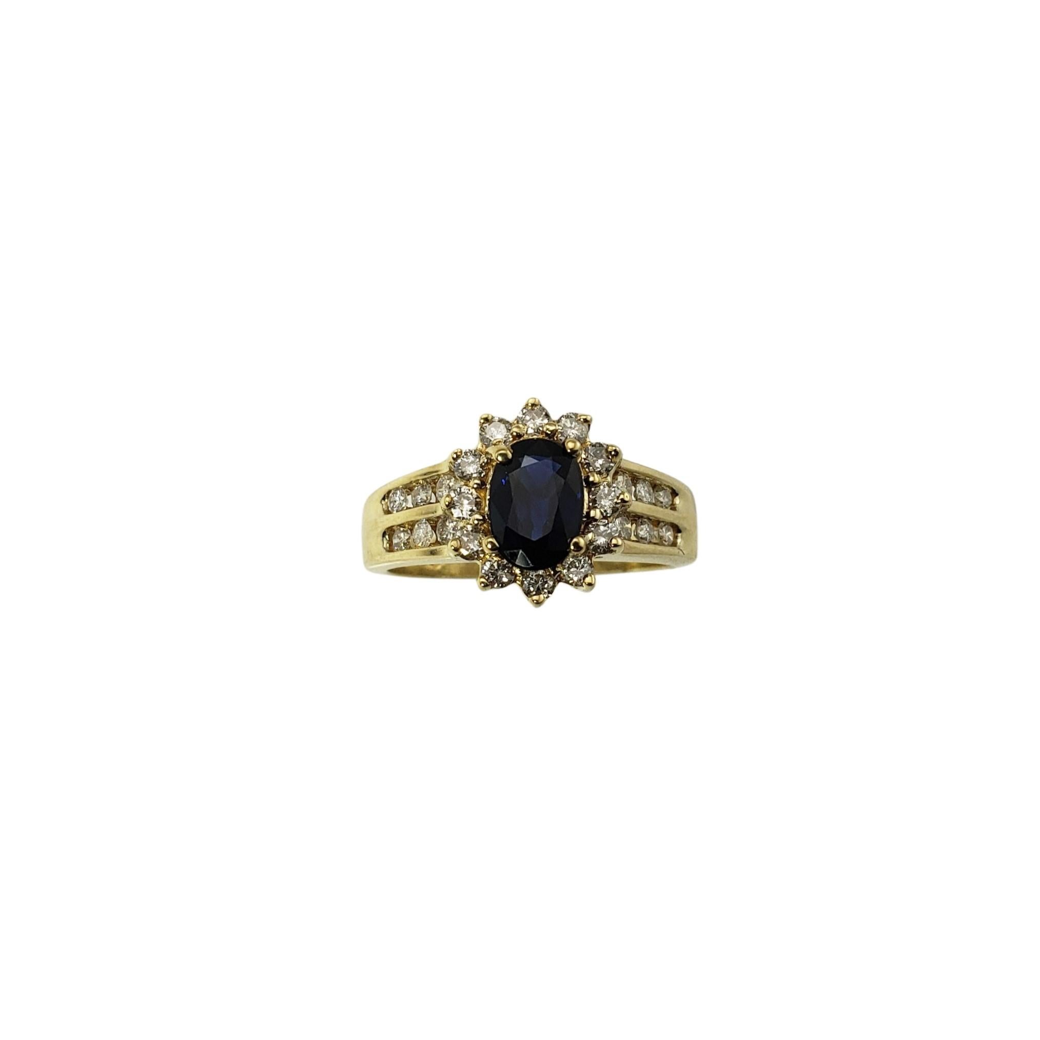 Vintage 14 Karat Yellow Gold Natural Sapphire and Diamond Ring In Good Condition For Sale In Washington Depot, CT