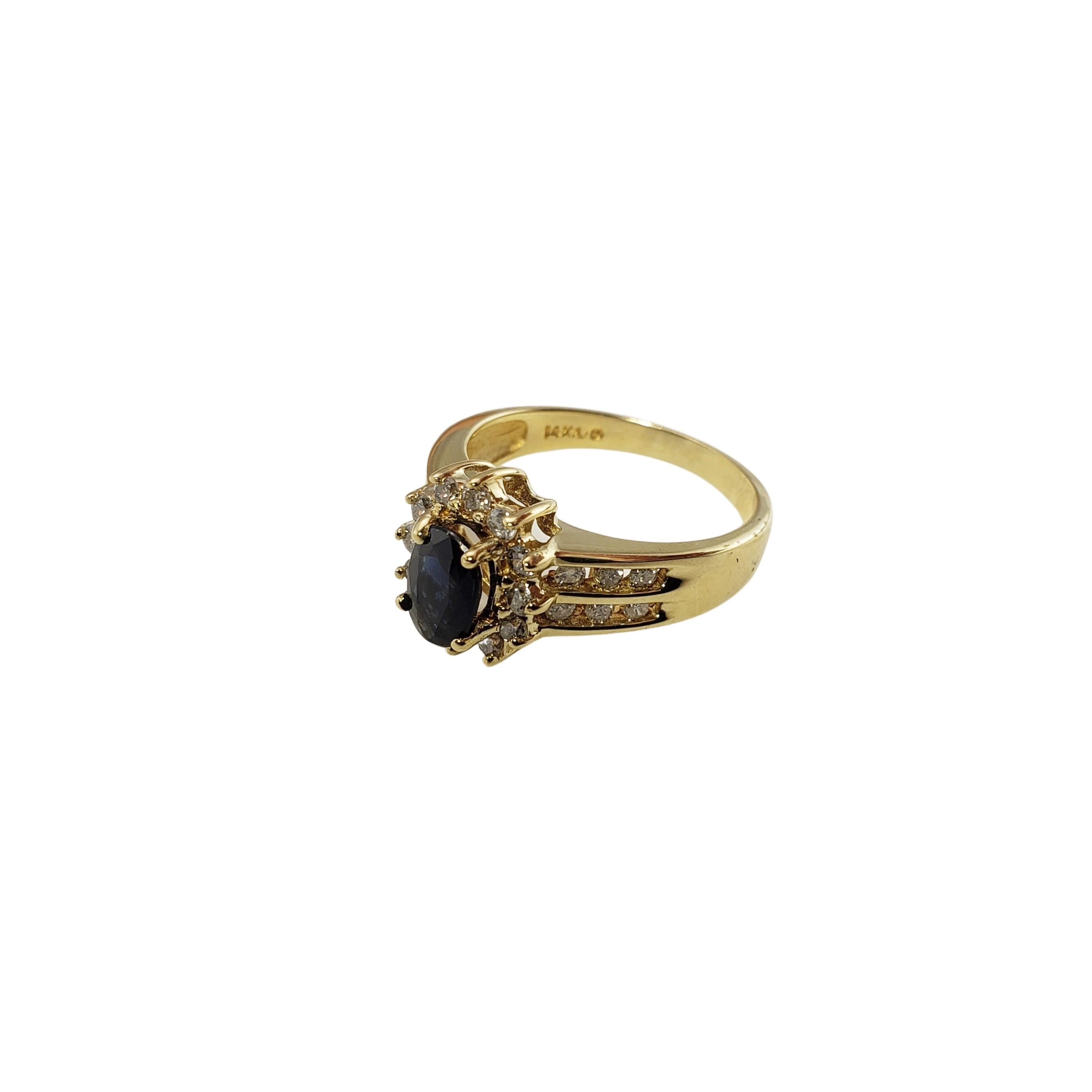 Vintage 14 Karat Yellow Gold Natural Sapphire and Diamond Ring For Sale 2