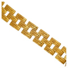 Vintage 14 Karat Yellow Gold Wide Textured Box Link Bracelet 29.1 Grams 