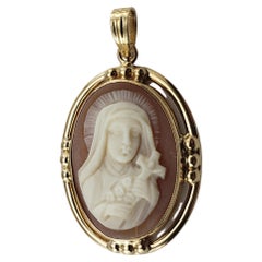 Vintage 14 Karat Yellow Gold St. Therese of Lisieux Cameo Pendant