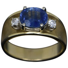 Vintage 14 Karat Yellow Gold with Blue Sapphire and Diamonds Ring