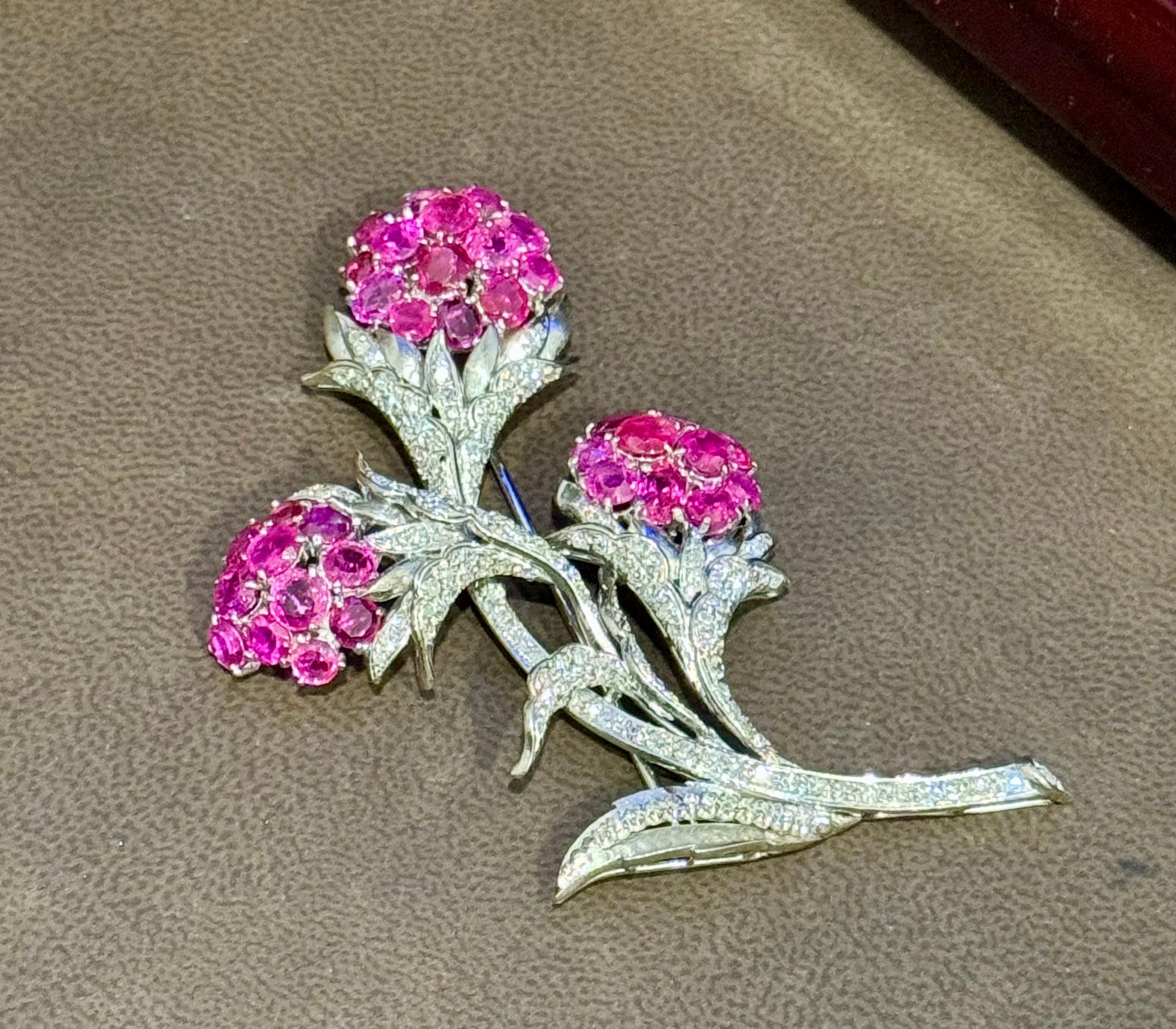 Vintage 14 Kt White Gold Diamond & 18 Ct Pink Sapp Floral Bouquet Broach 30.4 GM For Sale 3