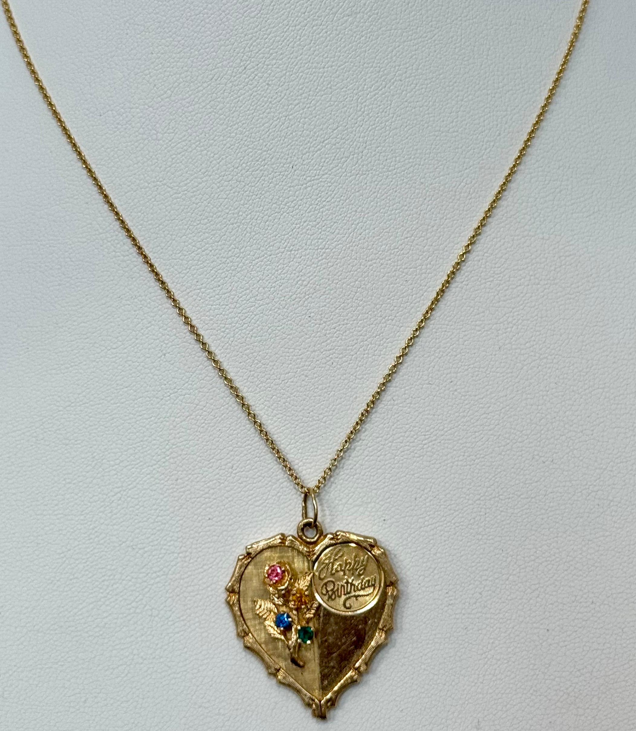 Vintage 14 Kt Y Gold Herz Happy Birthday Anhänger + Smaragd + Saphir + Kette im Angebot 2