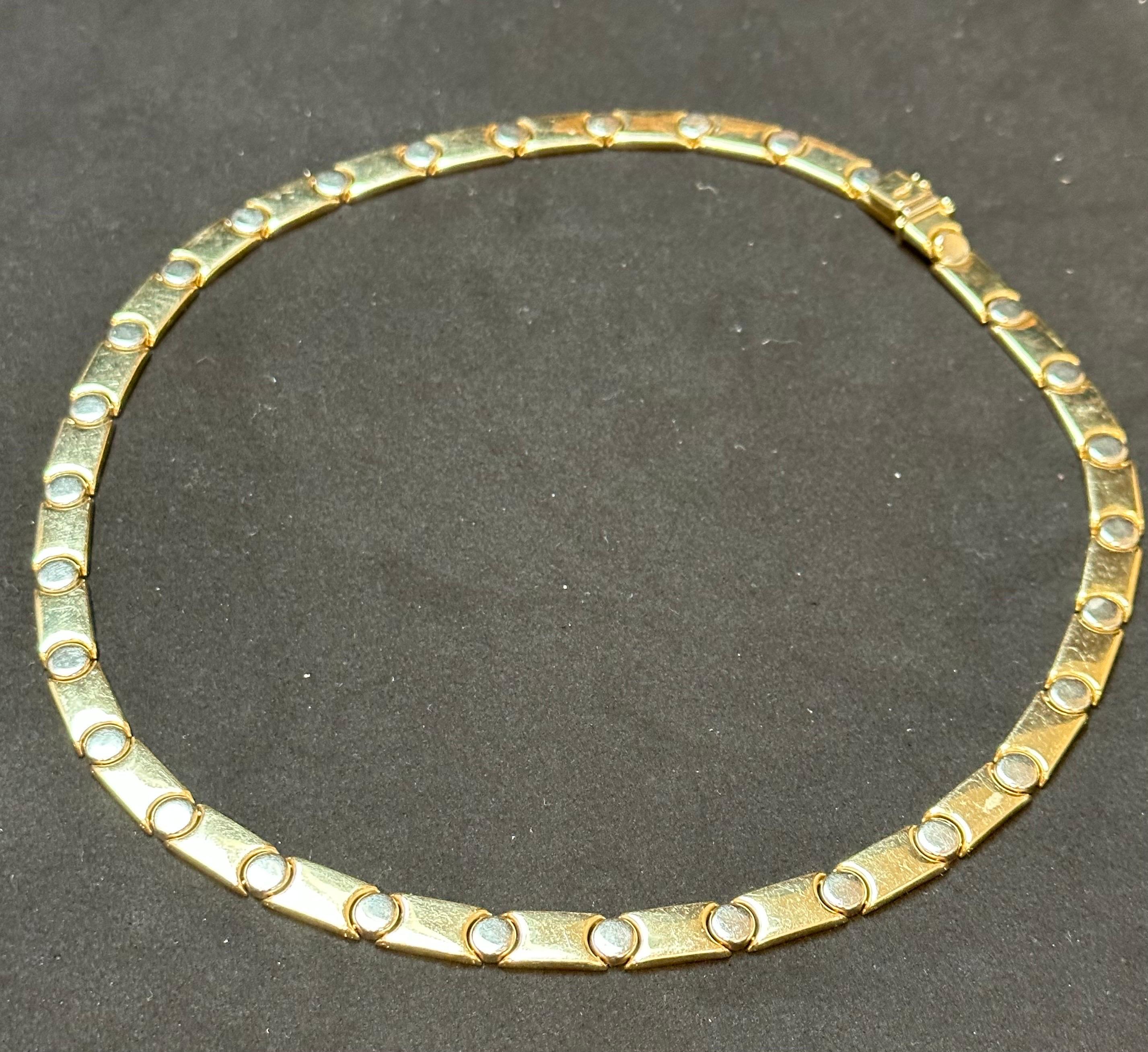 Vintage 14 Kt Yellow Gold Cartier Look Reversible Screw Link Design Necklace  In Excellent Condition In New York, NY