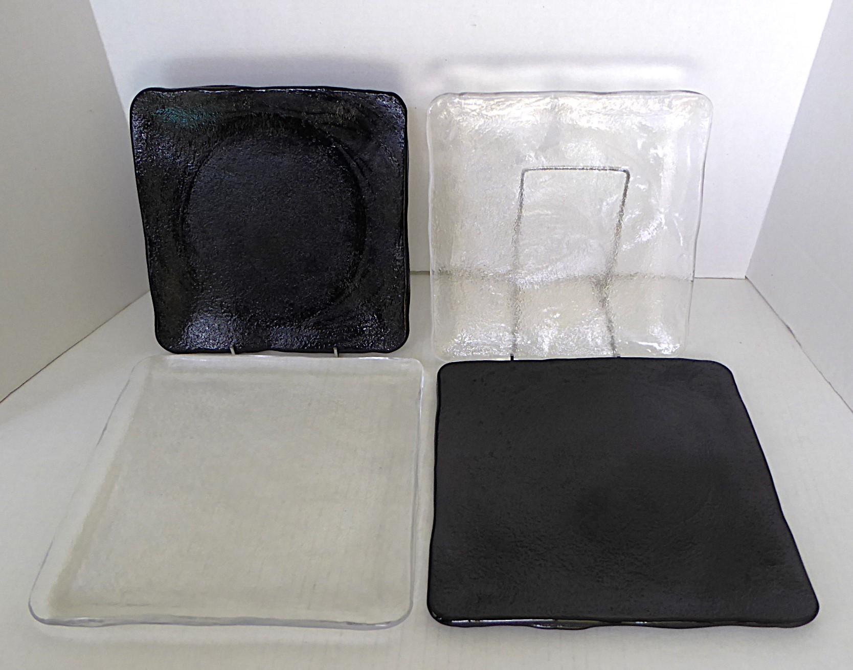 Japanese Vintage 14 Sugahara Handcrafted SUKIYA Textured Square Glass Dishes Japan 1970s For Sale