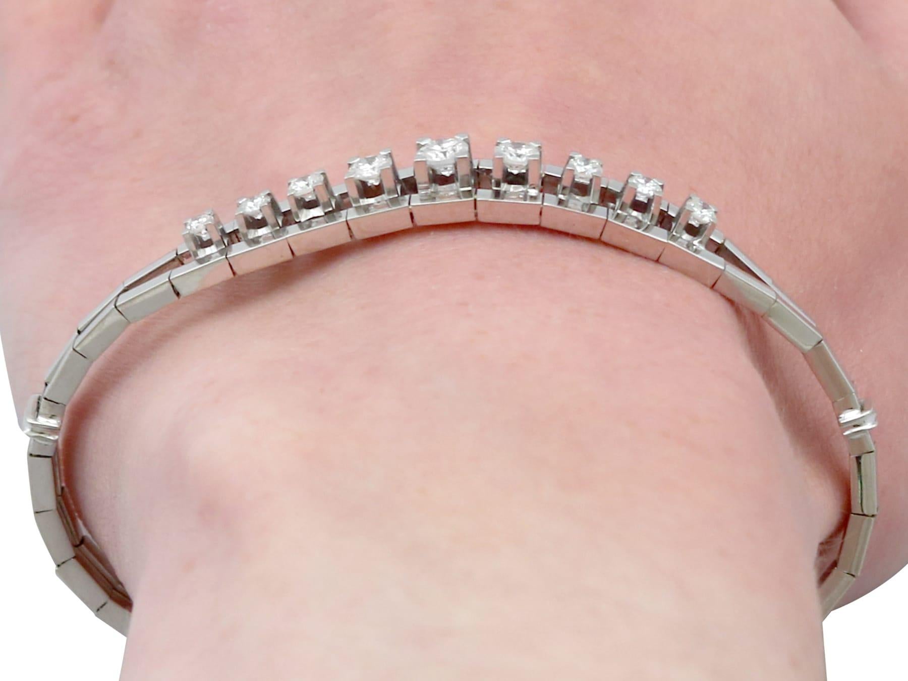 Bracelet vintage en or blanc 18 carats et diamants de 1,40 carat  en vente 7