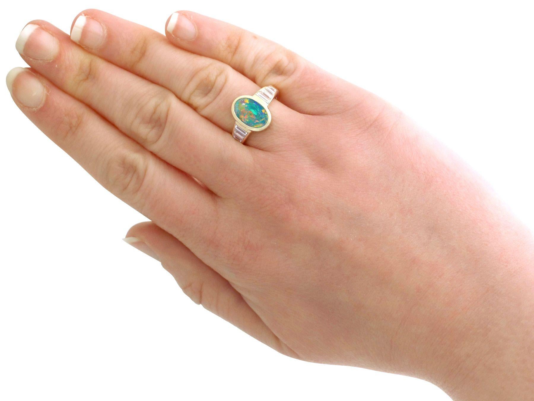 Bague cocktail en or jaune avec opale bleue cabochon de 1,40 carat et diamants de 1,12 carat en vente 4