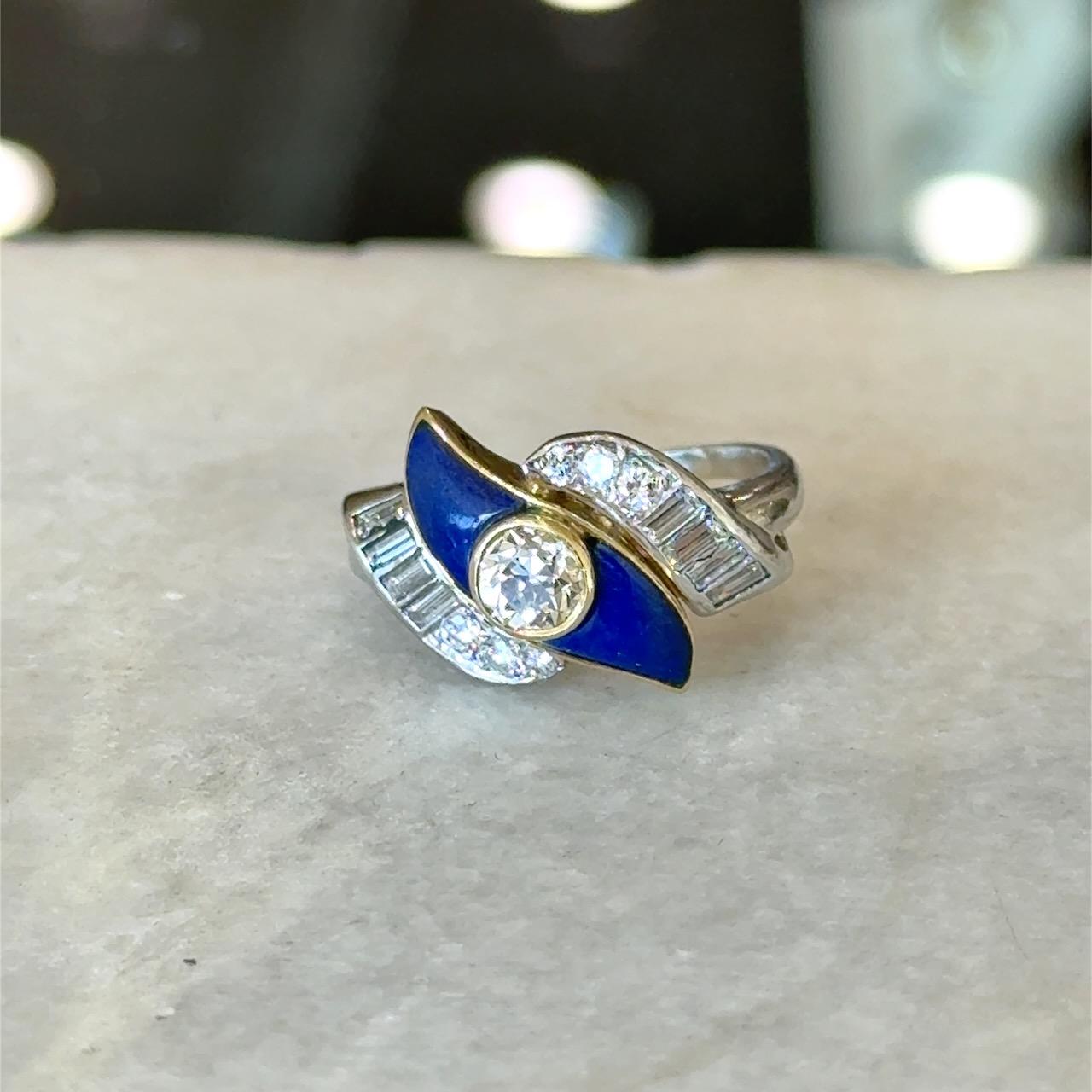 1.43CT Diamond and Lapis Platinum and 18KT Yellow Gold Vintage Ring For Sale 6