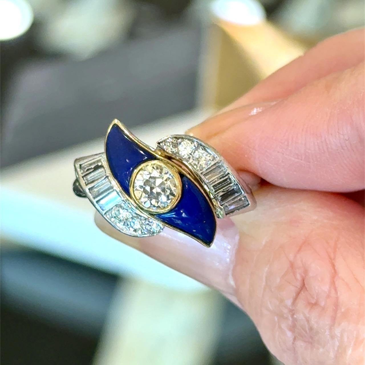 Women's 1.43CT Diamond and Lapis Platinum and 18KT Yellow Gold Vintage Ring For Sale