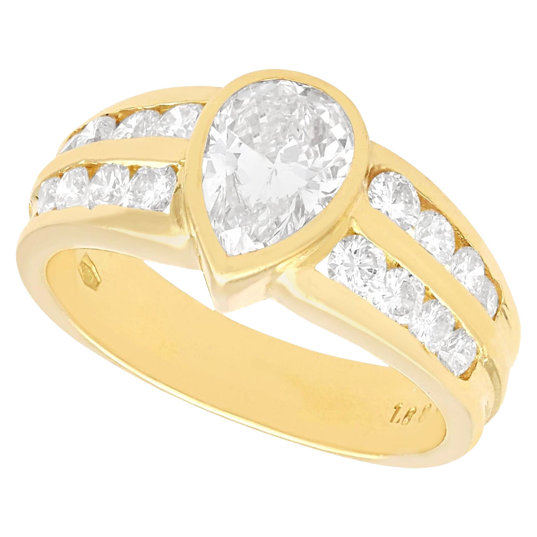 Vintage 1.43ct Diamond and Yellow Gold Engagement Ring, circa 1990 For Sale