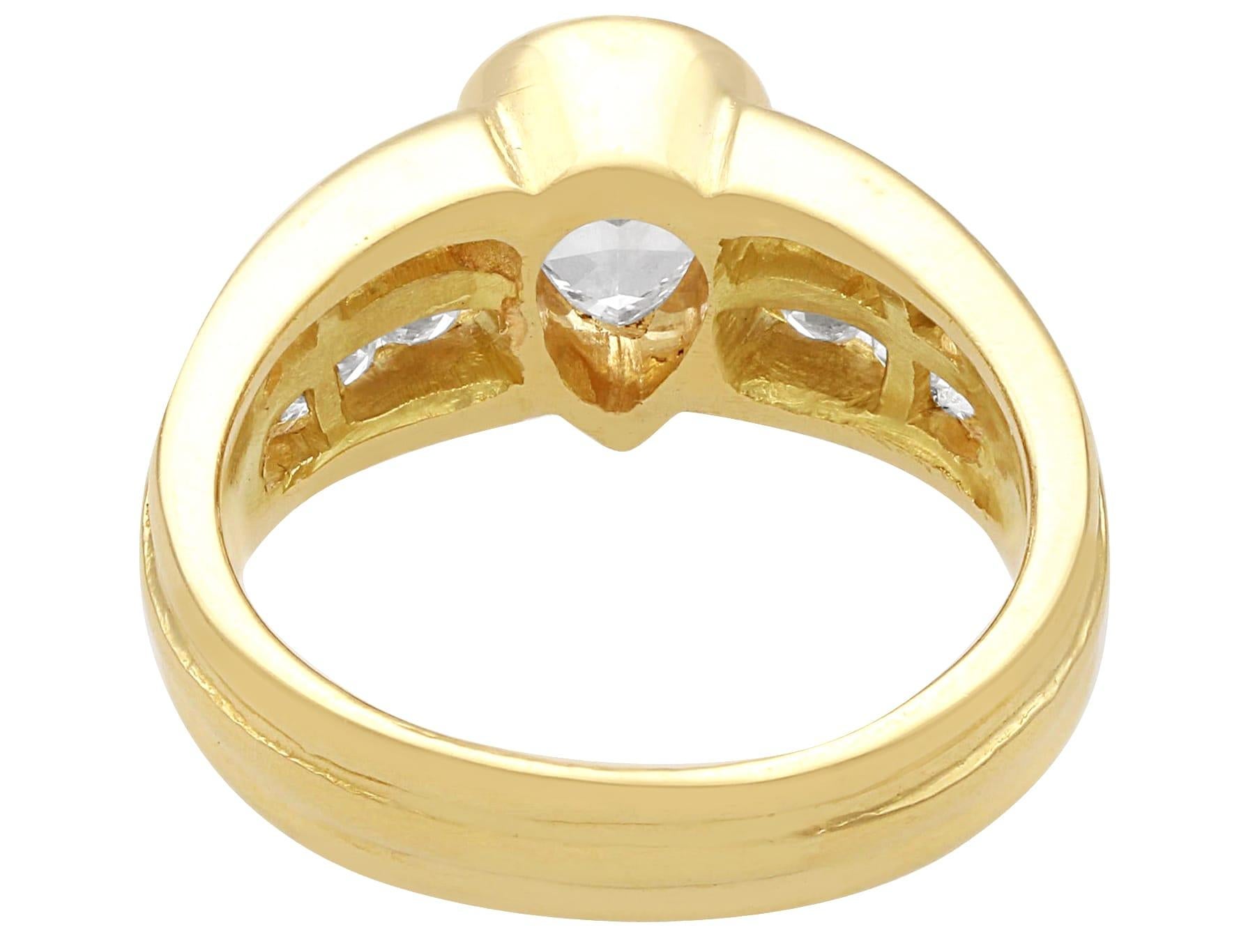 Vintage 1.43ct Diamond and Yellow Gold Ring, circa 1990 In Excellent Condition For Sale In Jesmond, Newcastle Upon Tyne