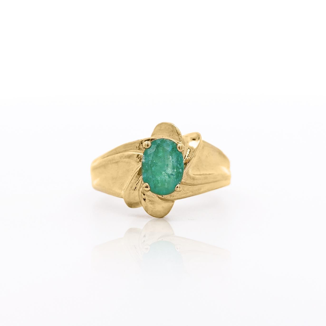 Modern Vintage 1.44 Carat Oval Cut Emerald in 14K Gold Textured Statement Ring For Sale
