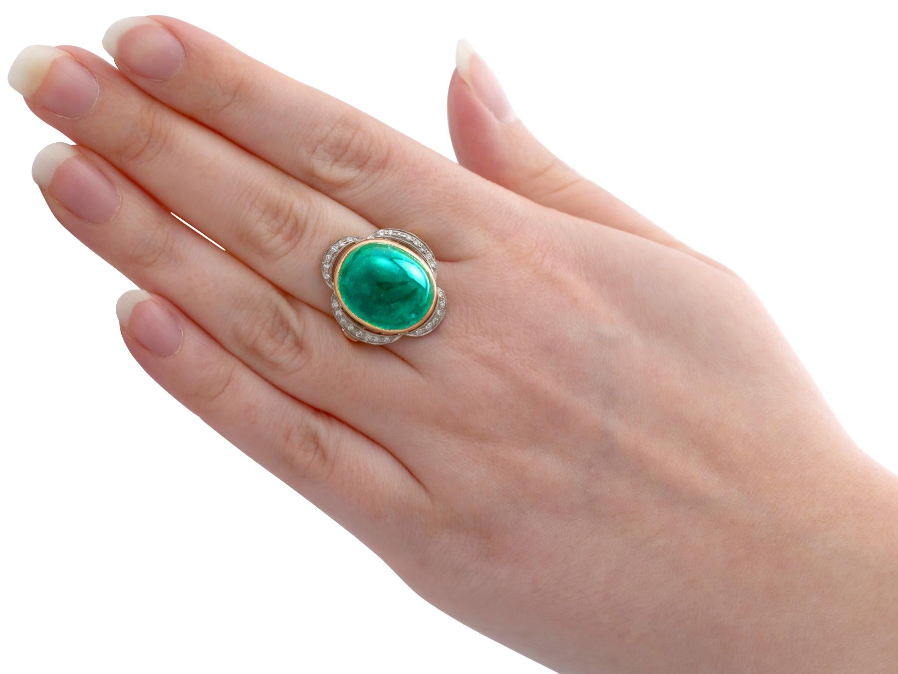 Vintage 1940s 14.5ct Cabochon Cut Emerald and Diamond Yellow Gold Cocktail Ring For Sale 2