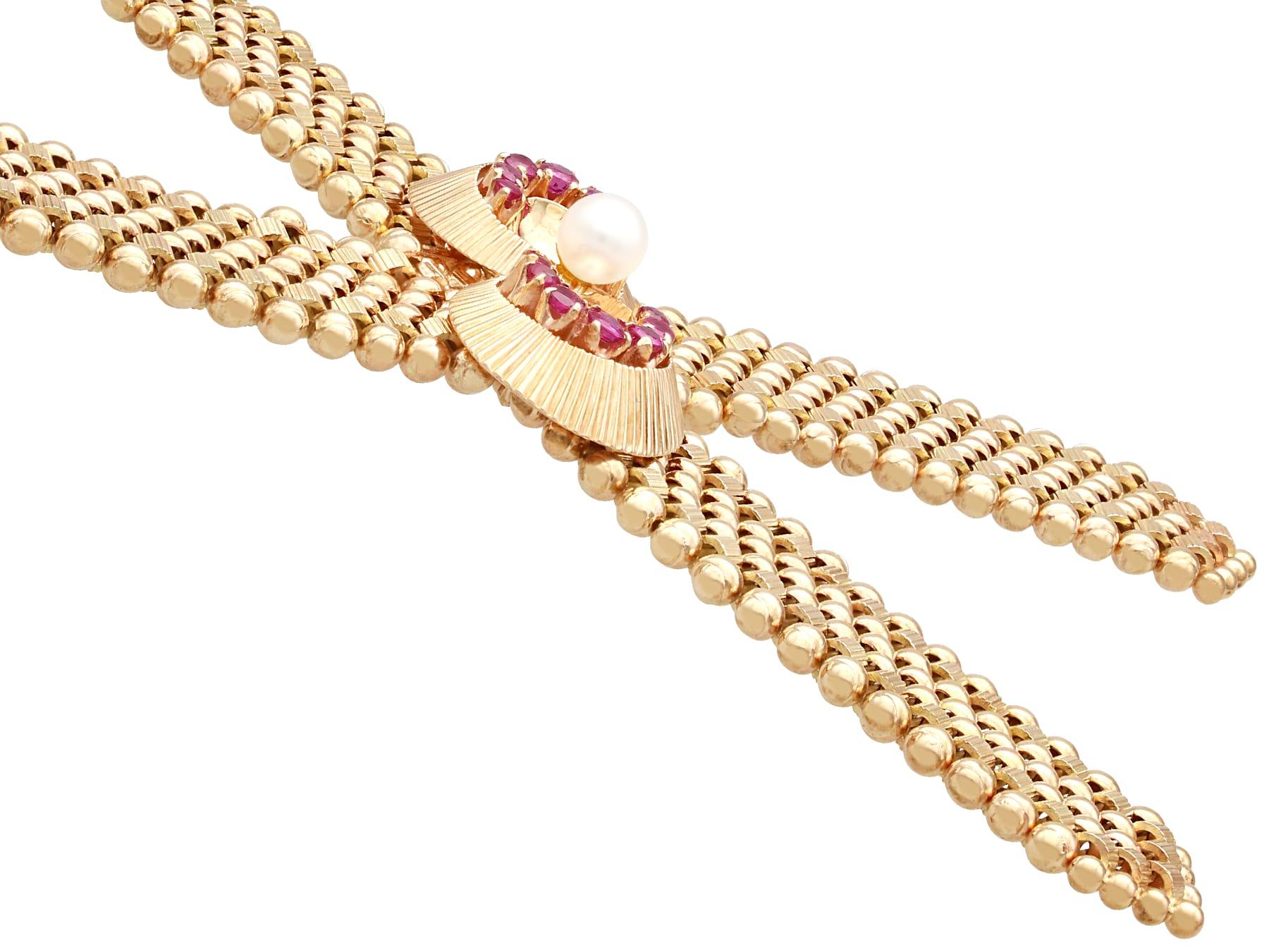 Halskette aus 10 Karat Gelbgold mit 1,45 Karat Rubin und Perle, 1961 im Zustand „Hervorragend“ im Angebot in Jesmond, Newcastle Upon Tyne