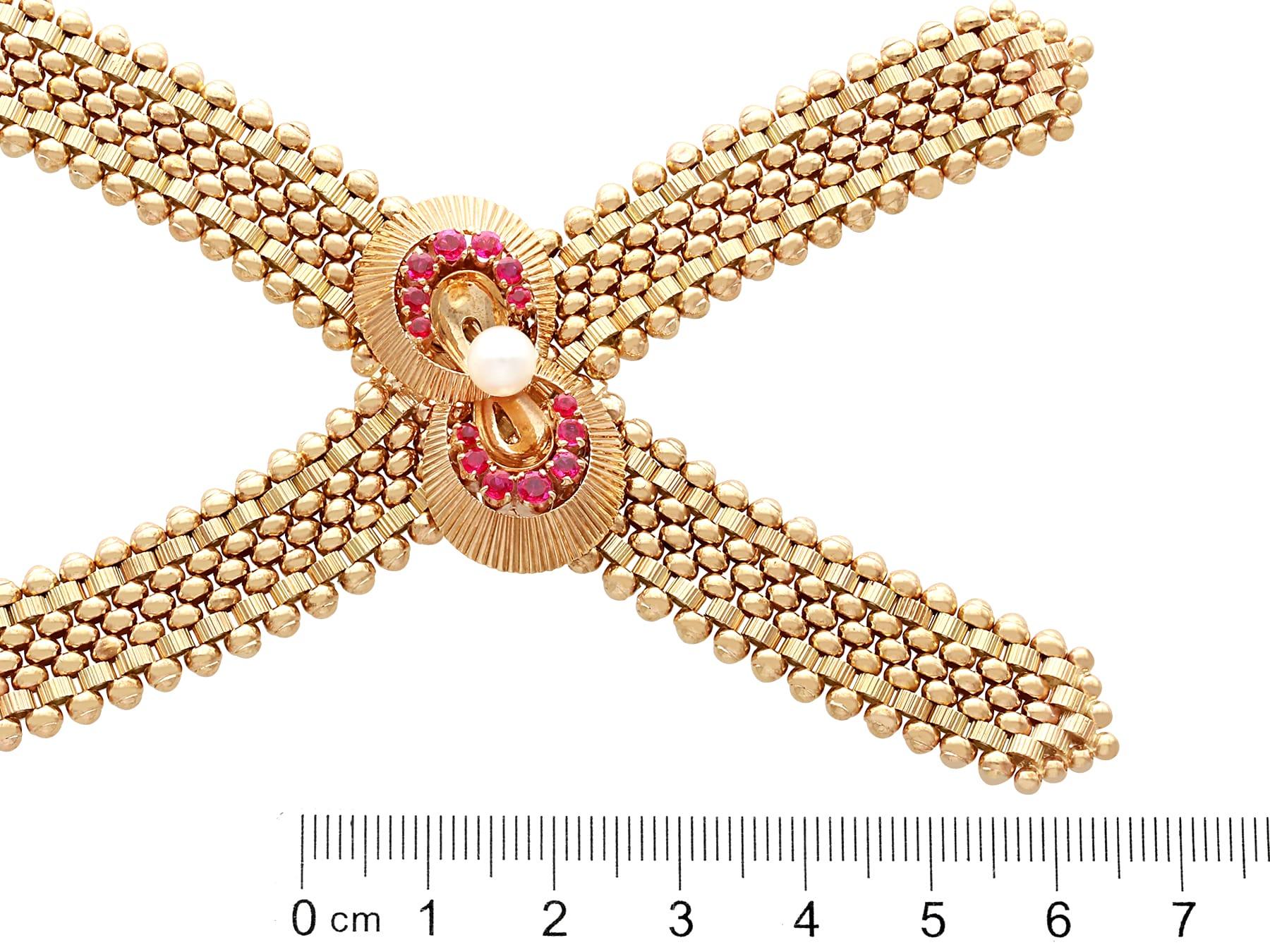 Halskette aus 10 Karat Gelbgold mit 1,45 Karat Rubin und Perle, 1961 im Angebot 1