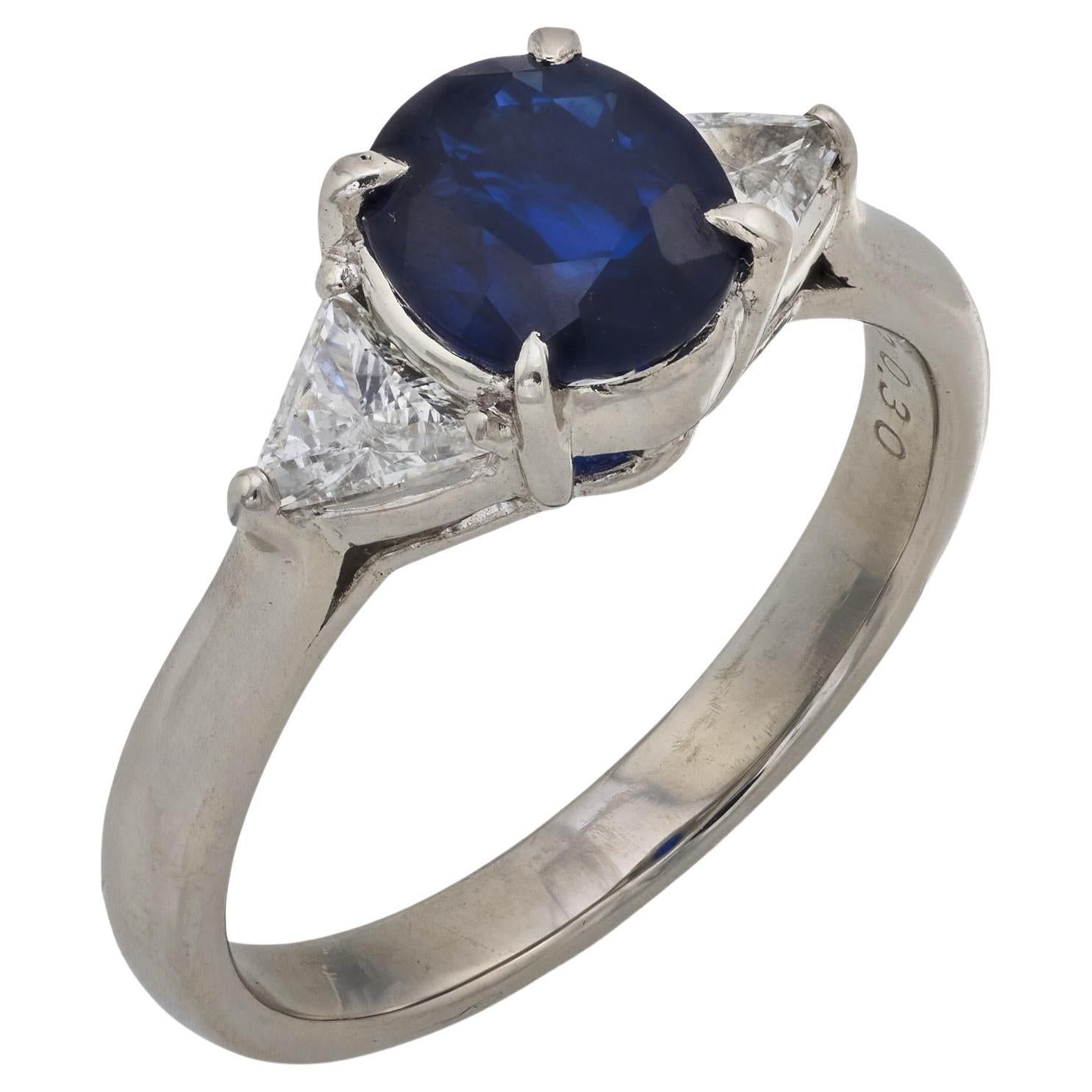 Vintage 1.46 carat saphir diamant platine bague trois pierres