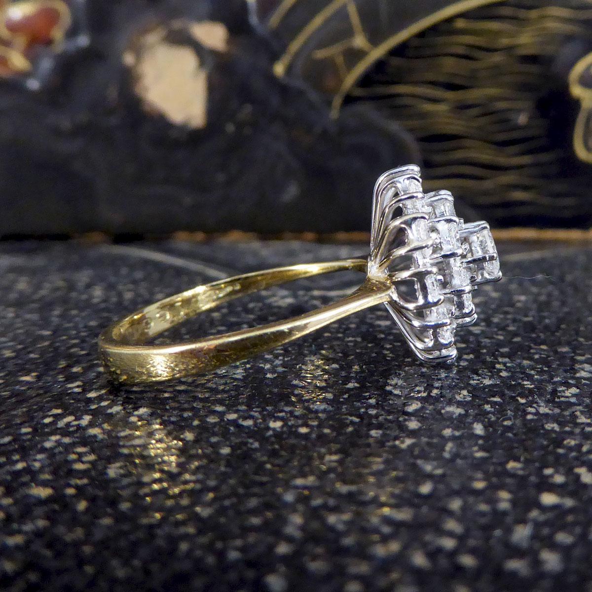 Blumen-Cluster-Ring aus 18 Karat Gelb- und Weißgold mit 1,46 Karat Diamant (Retro)