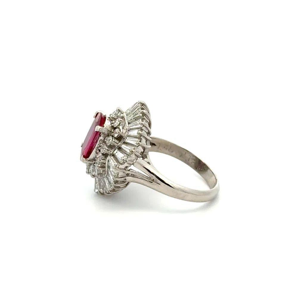 Vintage 1.48 Carat No Heat Ruby GIA and Diamond Platinum Ballerina Ring In Excellent Condition For Sale In Montreal, QC