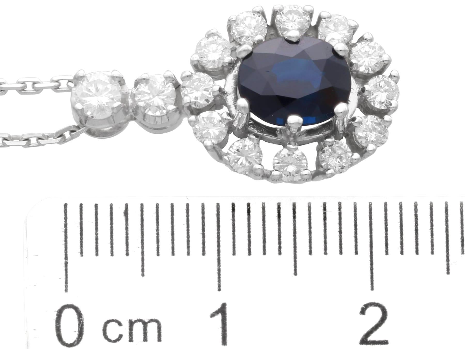 Ciondolo d'epoca in oro bianco 14k con zaffiro da 1,48 carati e diamante da 0,80 carati Circa 1960 in vendita 2