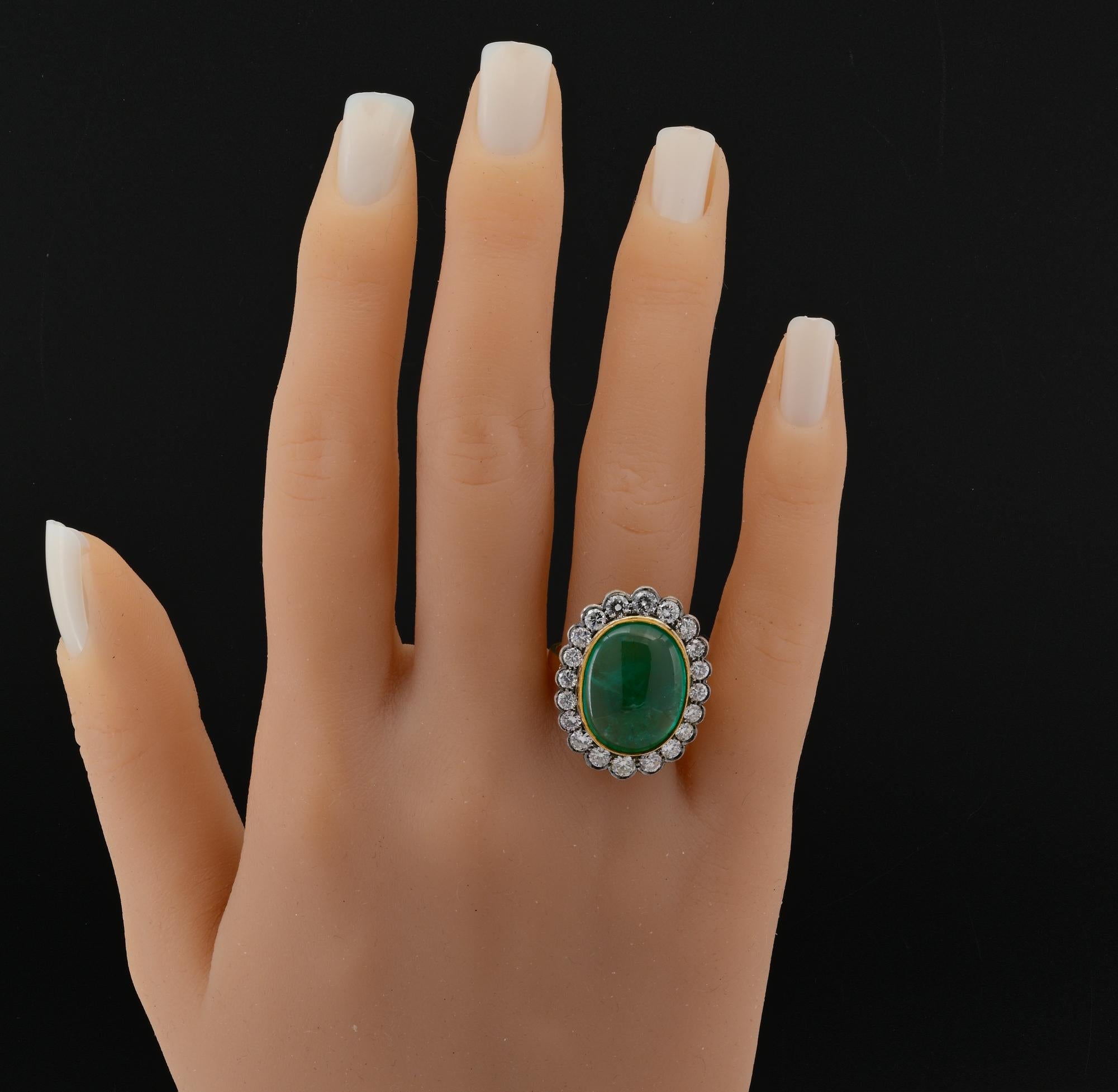 Vintage 14.90 Ct Emerald 2.80 Ct Diamond Ring For Sale 2
