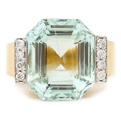 Vieille bague Tank en or 14ct:: 11::26ct:: aigue-marine et diamants:: style Art Déco