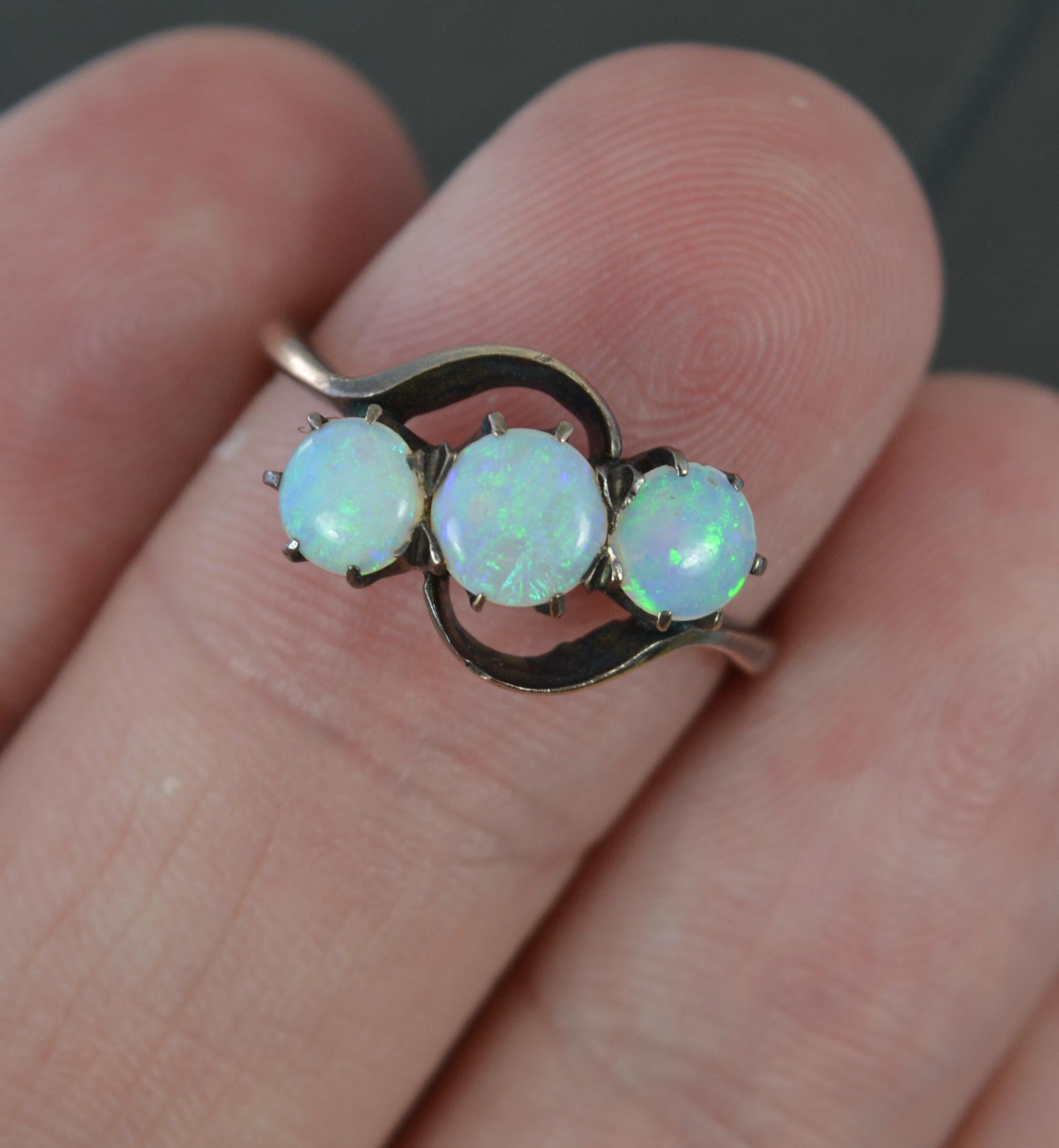 Round Cut Vintage 14ct Gold and Natural Opal Trilogy Ring