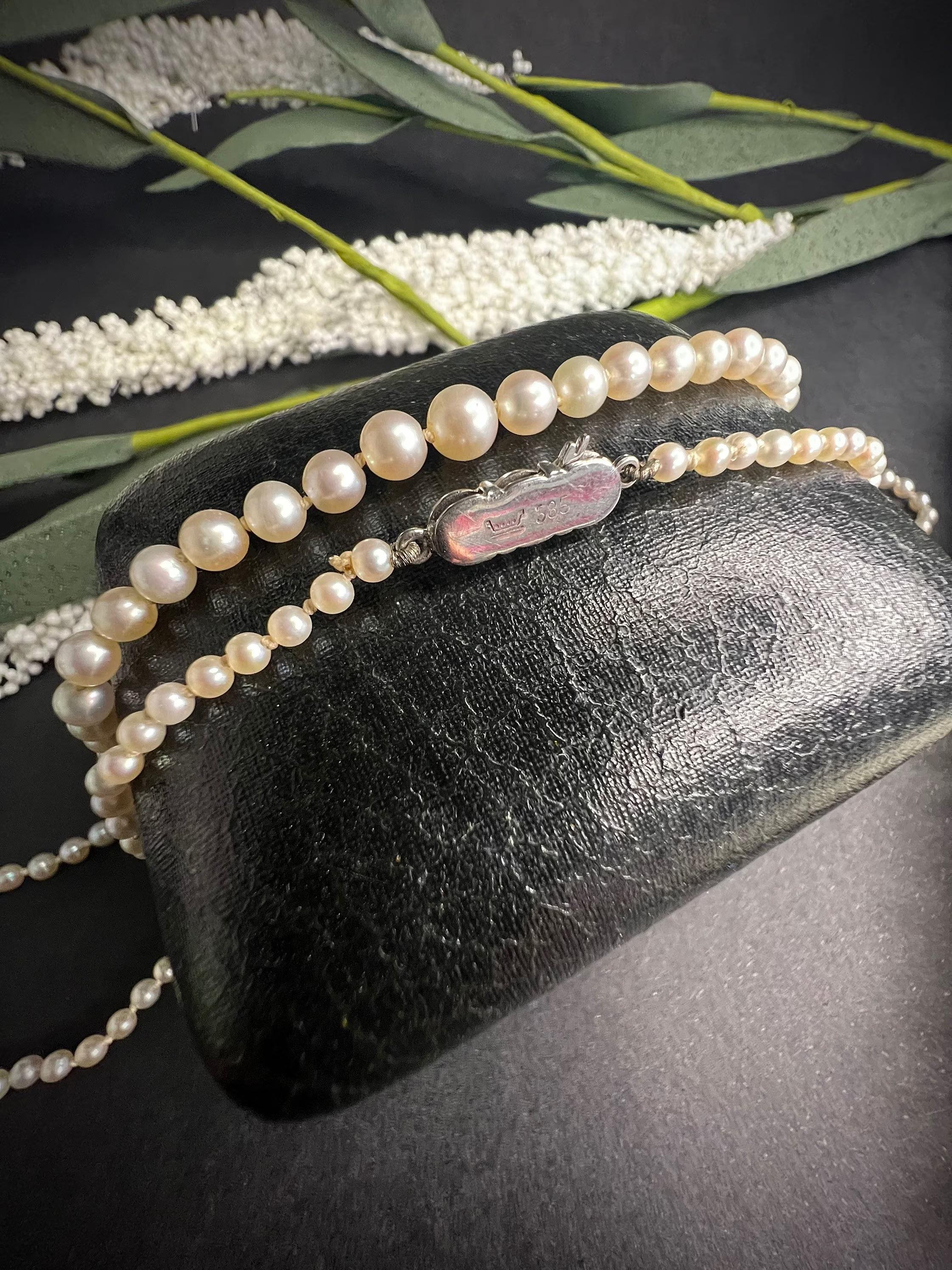 Vintage 14ct Gold Cultured Pearl Necklace For Sale 4