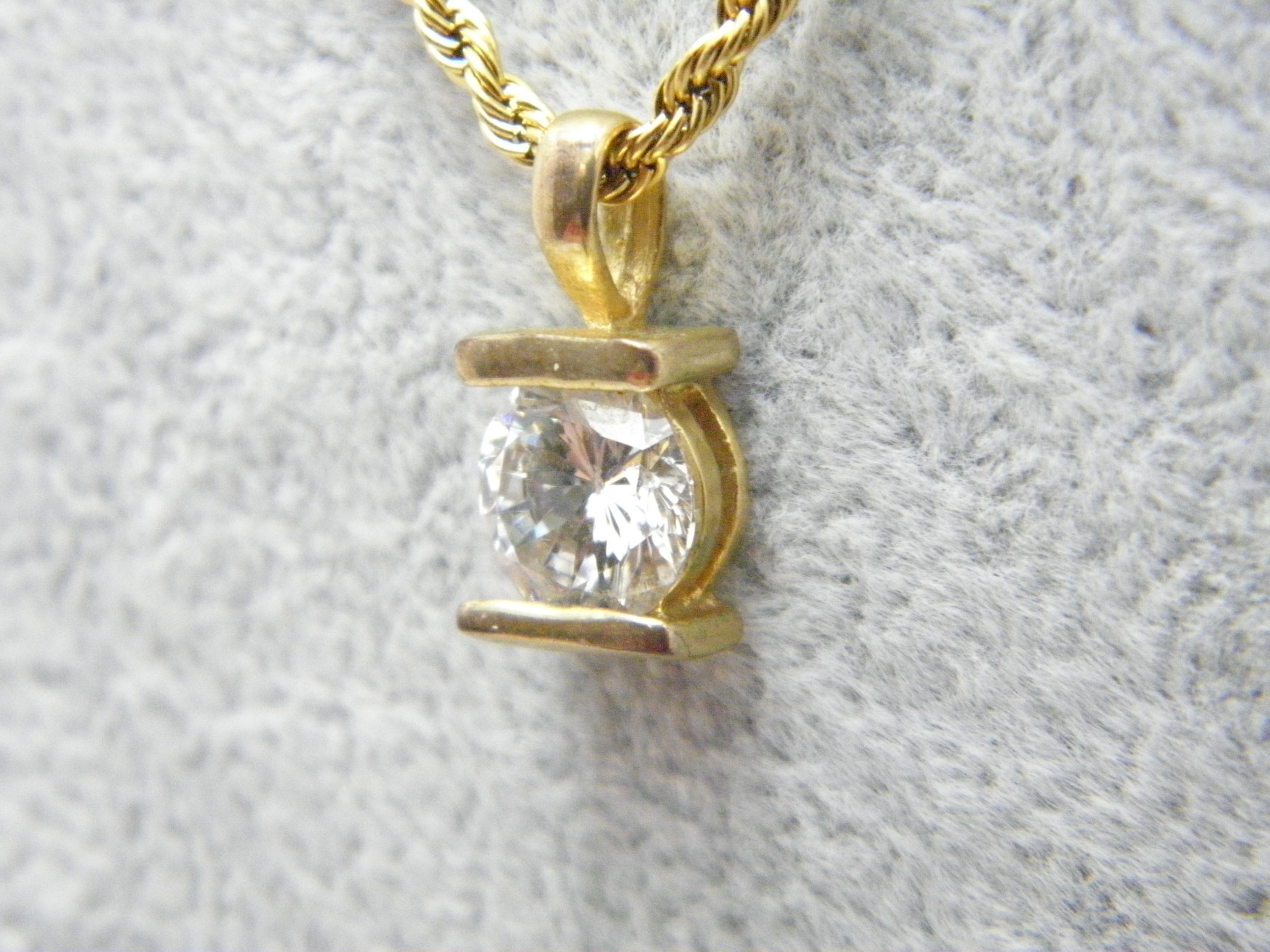 Contemporary Vintage 14ct Gold Heavy Diamond Paste Pendant Necklace Rope Chain 585 18 Inch For Sale