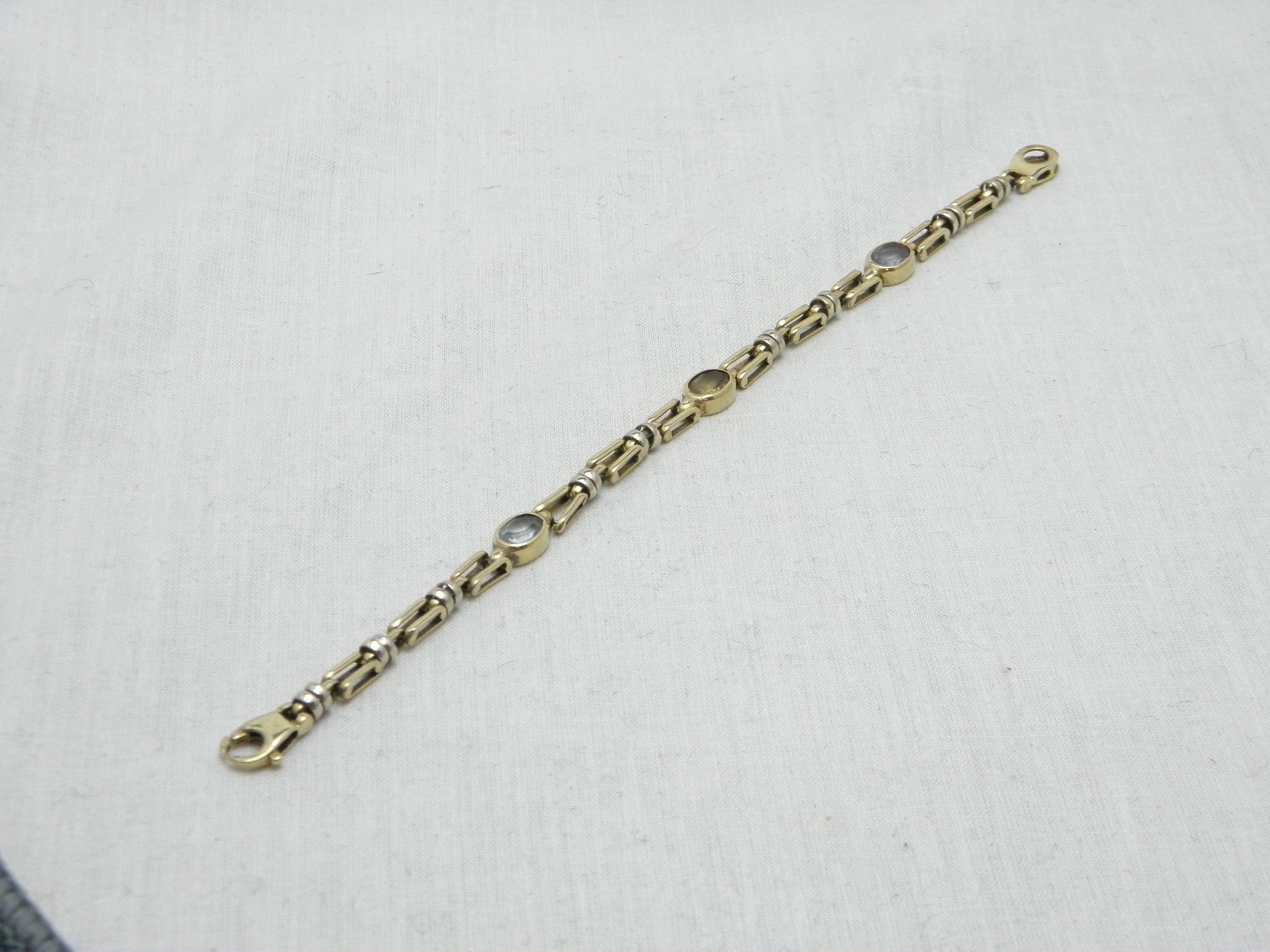 Vintage 14ct Gold Heavy Gemstone Bracelet 585 Purity Yellow White 13.3 In Good Condition For Sale In Camelford, GB