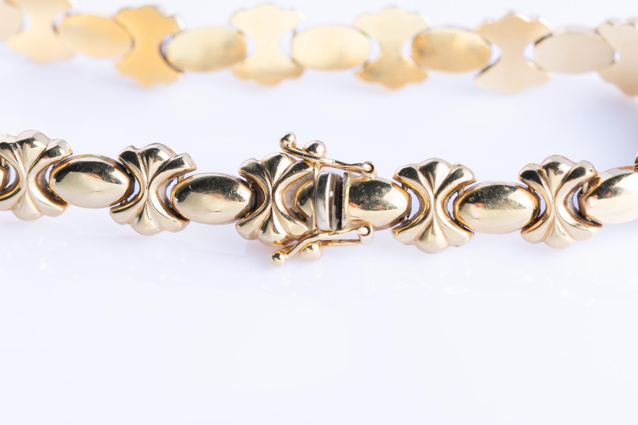 Vintage 14ct Gold Italian Bow-Link Bracelet In Good Condition For Sale In Portland, England