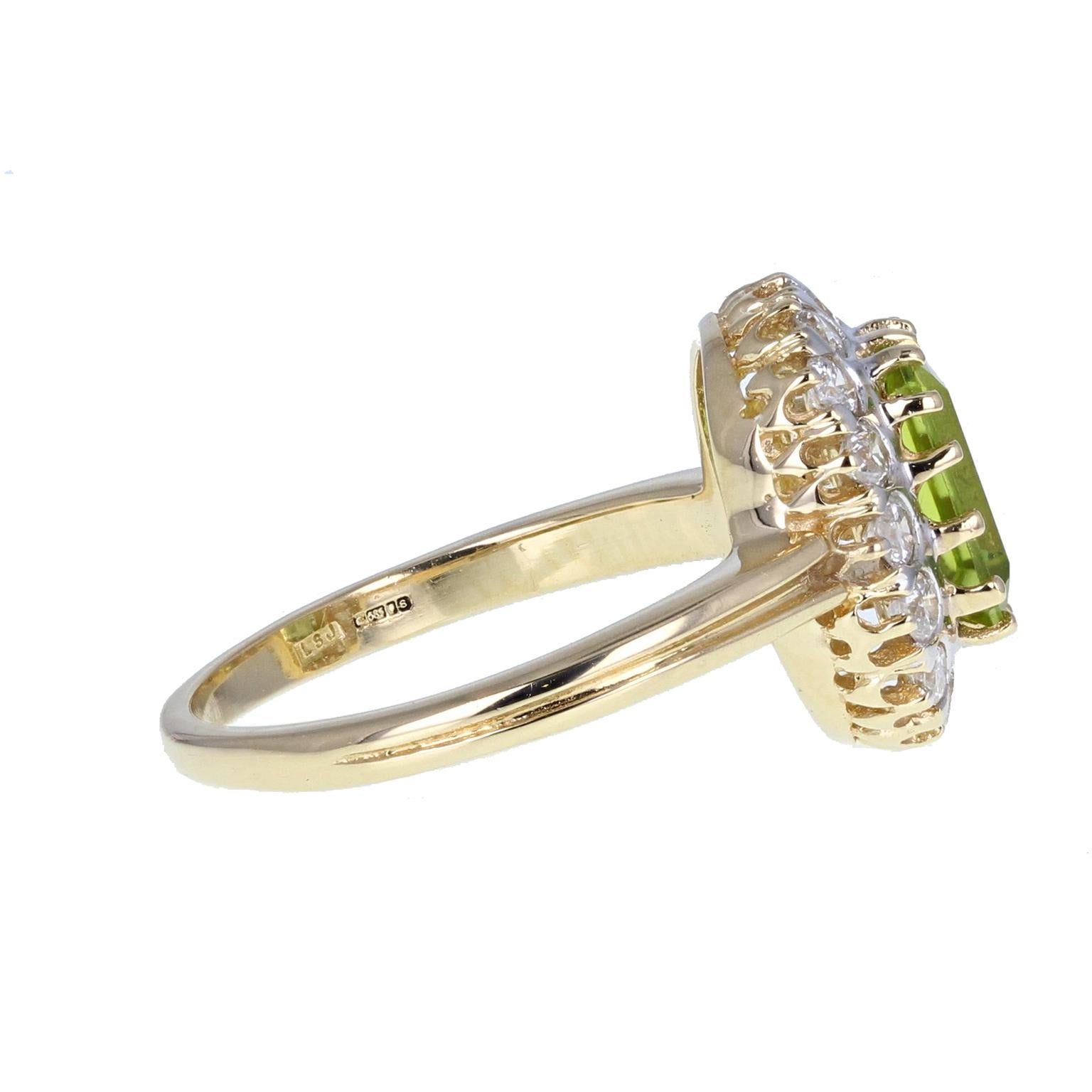 Vintage 14 Carat Gold Peridot Diamond Cluster Cocktail Engagement Ring In Excellent Condition For Sale In Newcastle Upon Tyne, GB