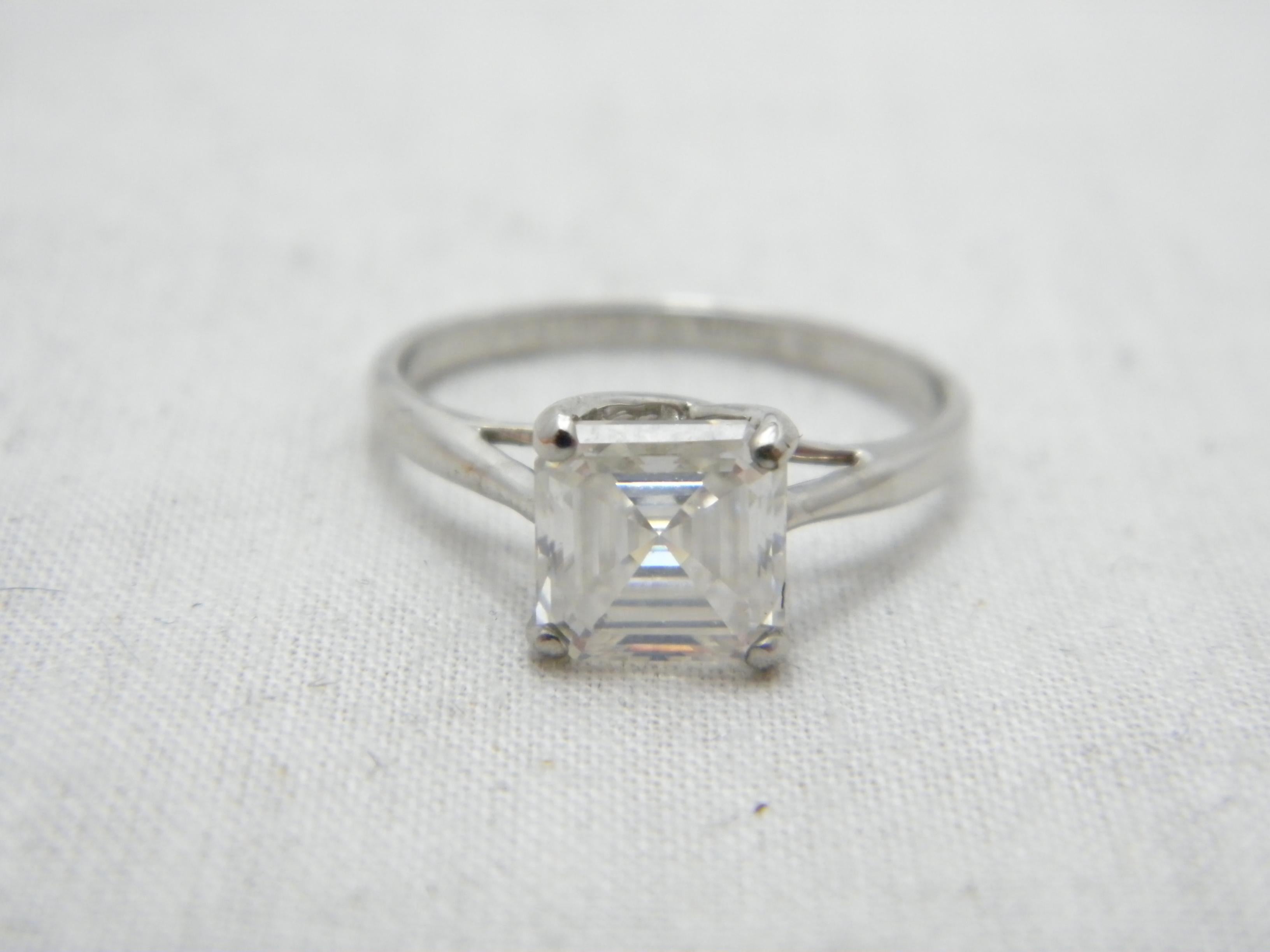 Art Deco Vintage 14ct White Gold 2.75 Cttw Diamond Solitaire Engagement Ring Size Q 8.25 For Sale