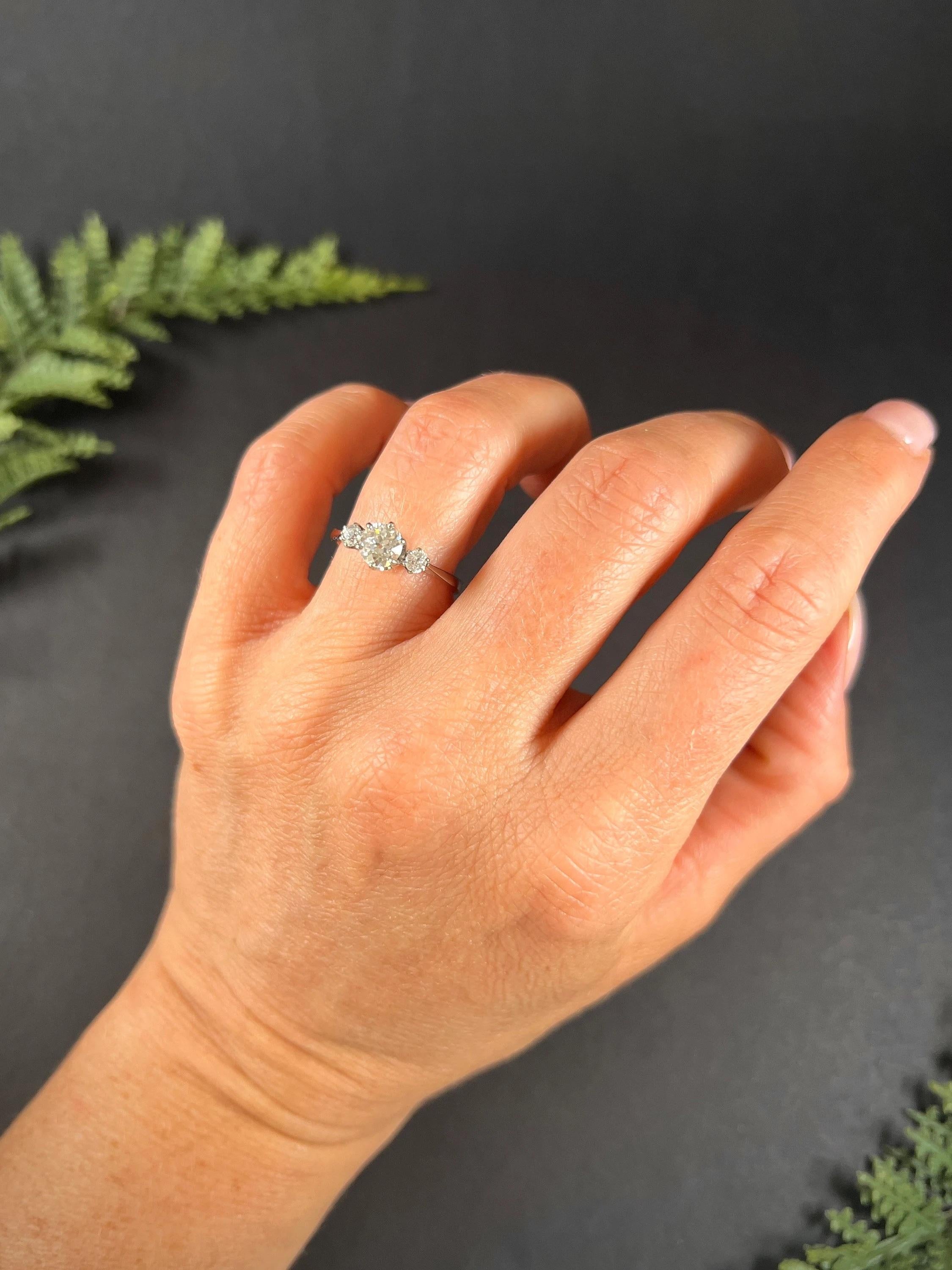 Women's or Men's Vintage 14ct White Gold French Stamped, 3 Stone Diamond , Trilogy Ring For Sale