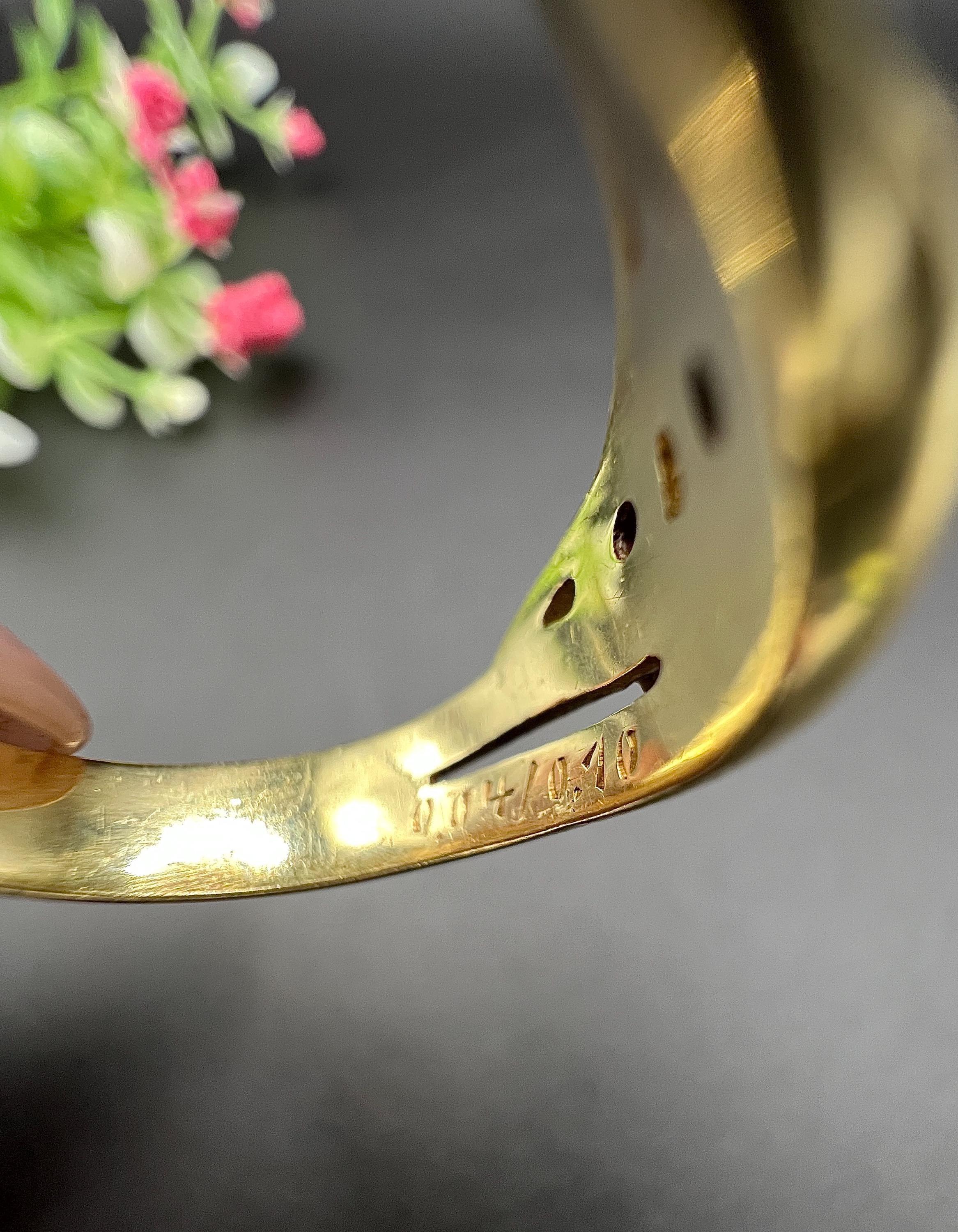 Anello a serpente a doppia testa in oro giallo 14 ct, 1930, con rubini e diamanti in vendita 3