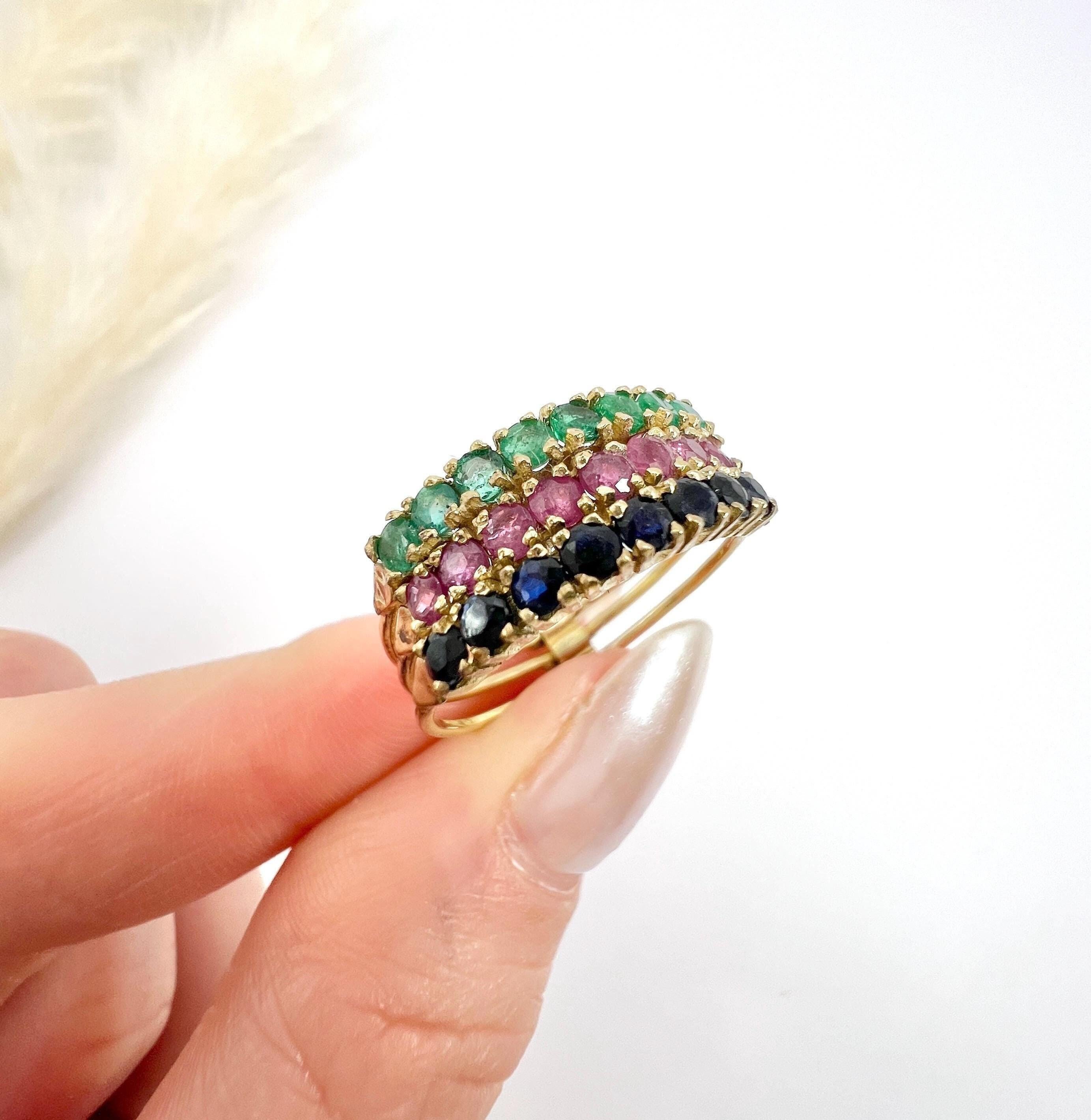 Women's or Men's Vintage 14ct Yellow Gold Stamped, 1940s Sapphire, Ruby & Emerald Harem Ring