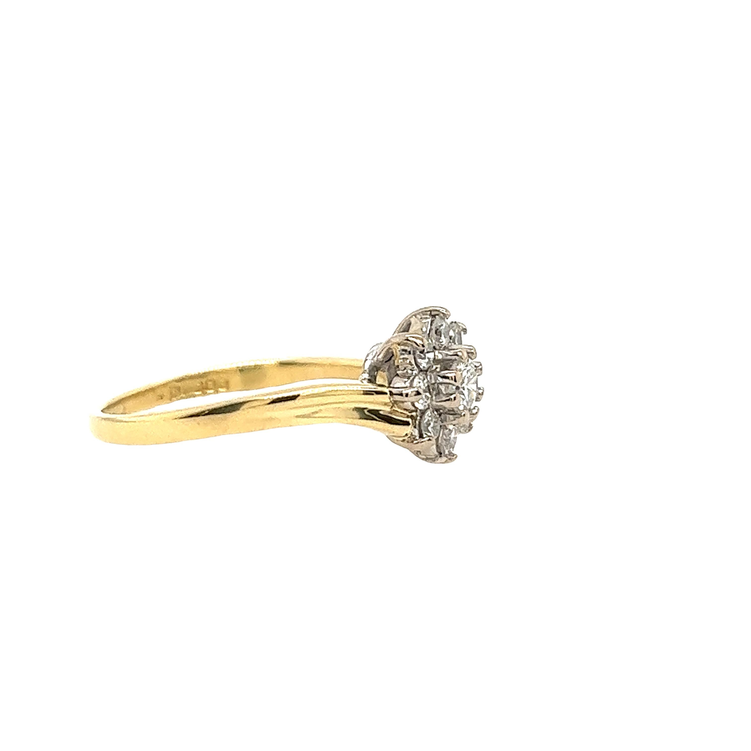 Vintage 14ct Yellow & White Gold Diamond Cluster Ring Set With 1.50ct Diamonds In Excellent Condition For Sale In London, GB