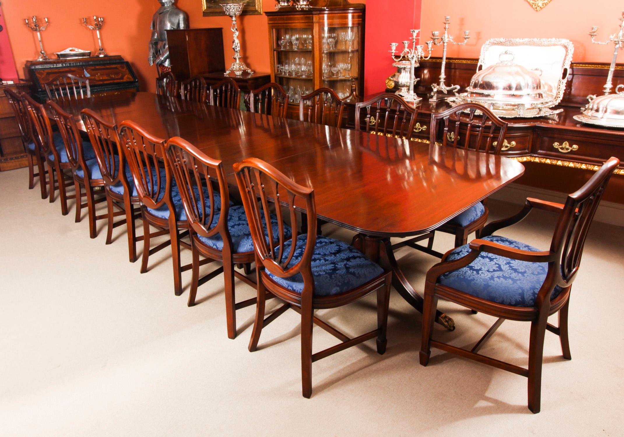 Vintage George III Revival Arthur Brettt Dining Table Mid 20th C 2