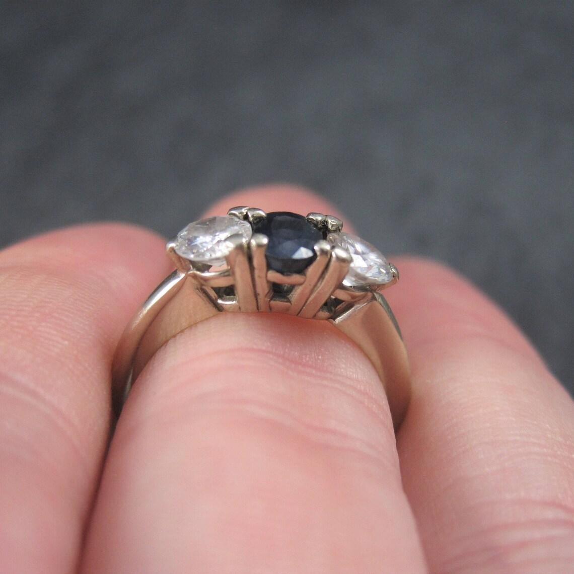 Vintage 14K 1 Carat Diamond Sapphire Ring Size 6 In Good Condition For Sale In Webster, SD
