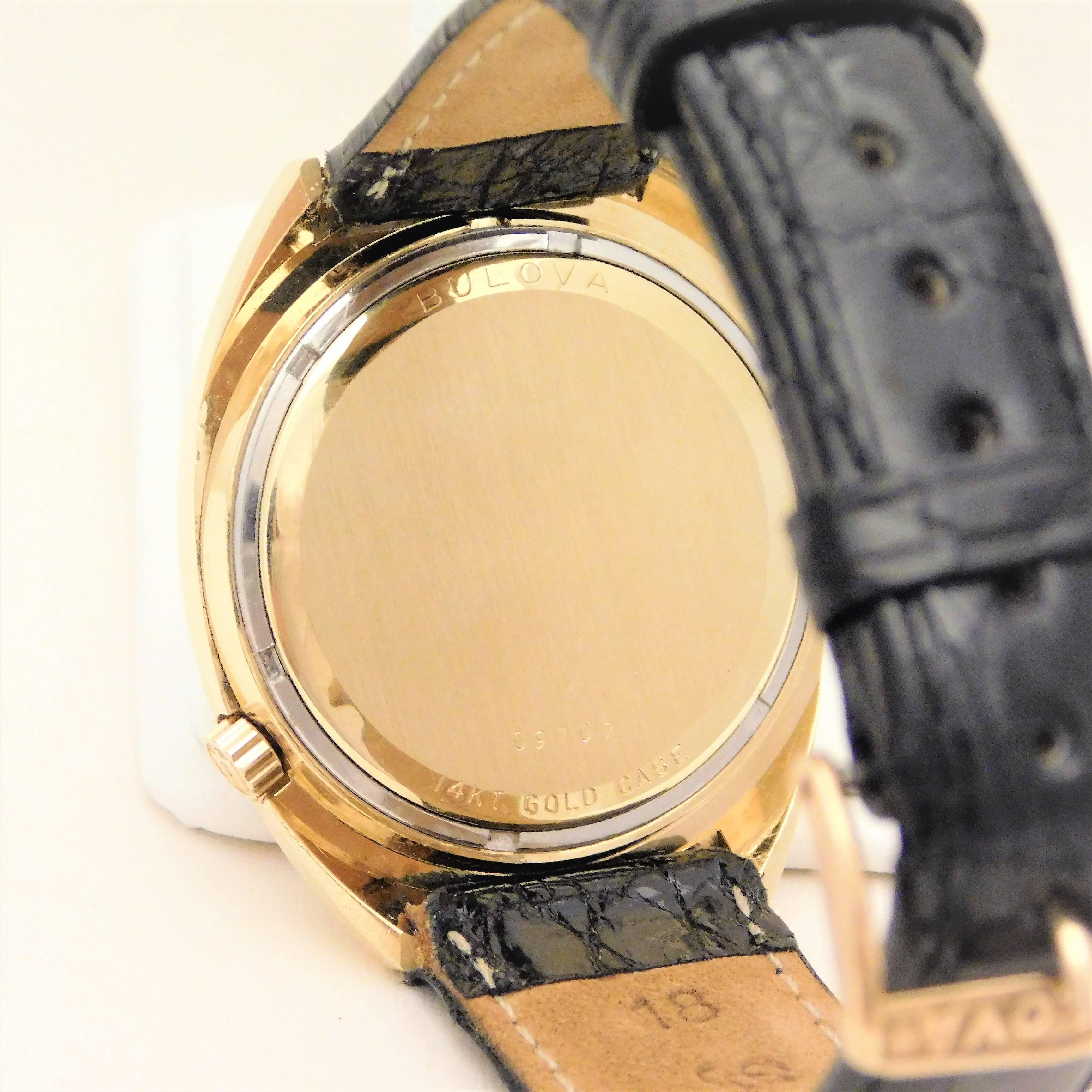 Modernist Bulova Yellow Gold Accutron Vintage Day Date Wristwatch, 1970s