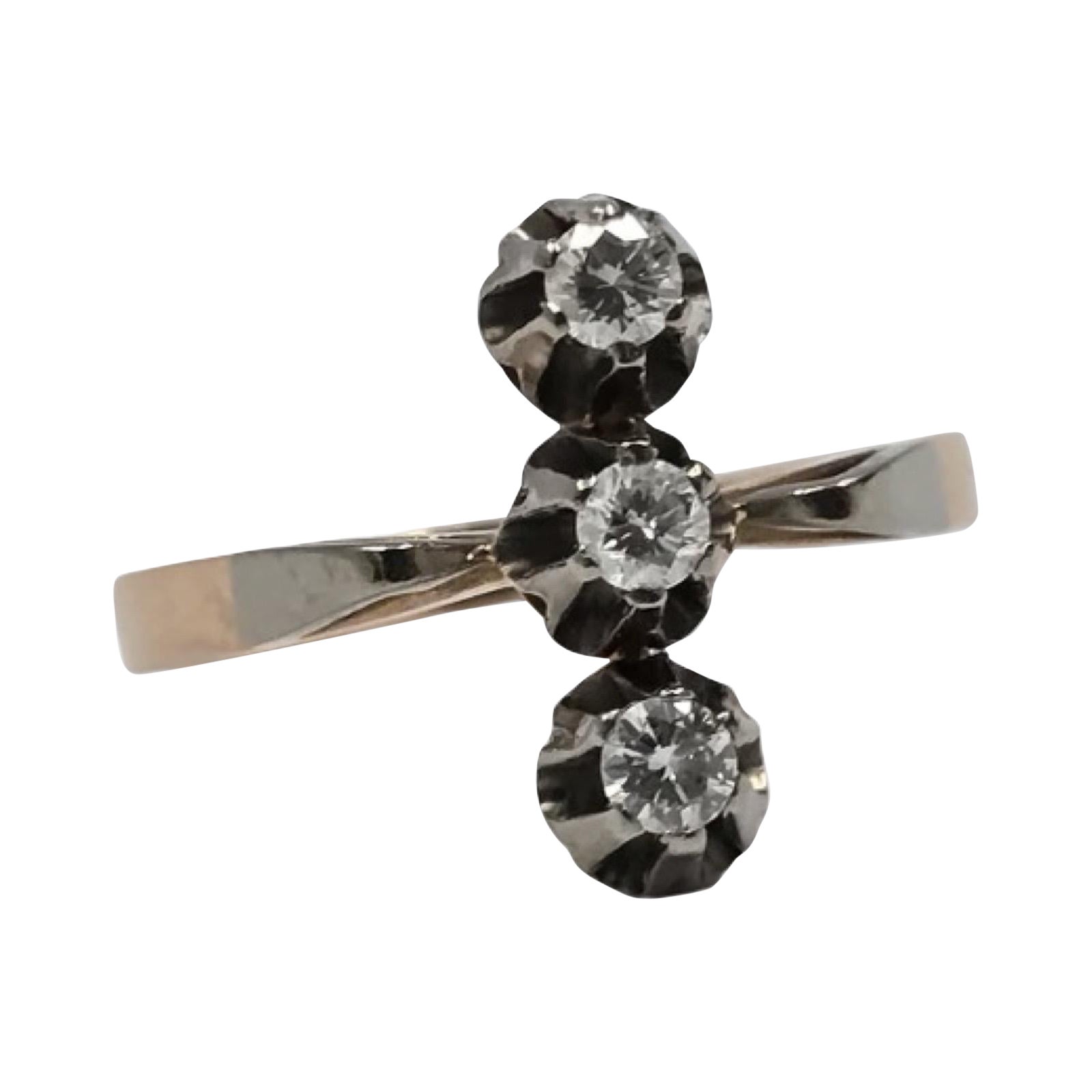 Vintage 14K Diamond Three-Stone Vertical Ring, 0.30ctw en vente