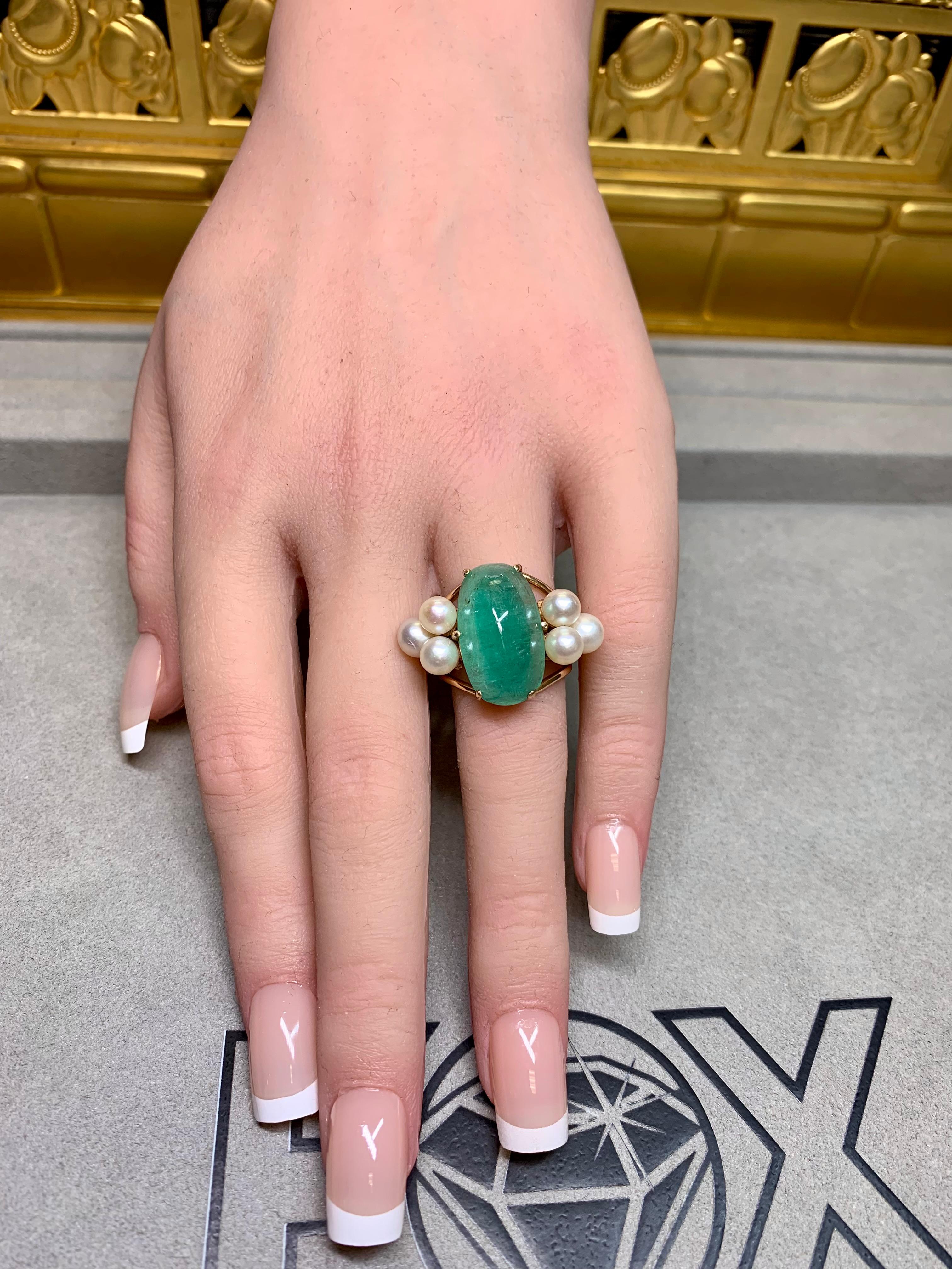 Vintage 14K Elongated Cabochon Emerald And Pearl Cocktail Ring 14.80ct For Sale 6