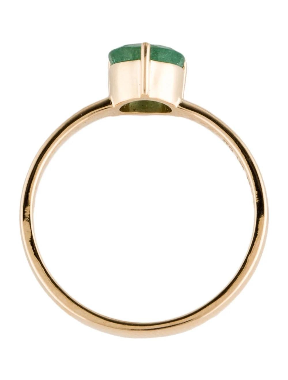 Women's Vintage 14K Emerald Cocktail Ring, Size 6.75 - Elegant Green Gemstone Jewelry For Sale