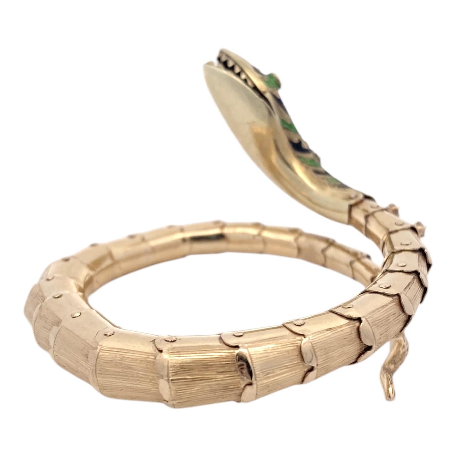 Bracciale a serpente articolato con smalto e diamanti d'epoca 14K in vendita 1