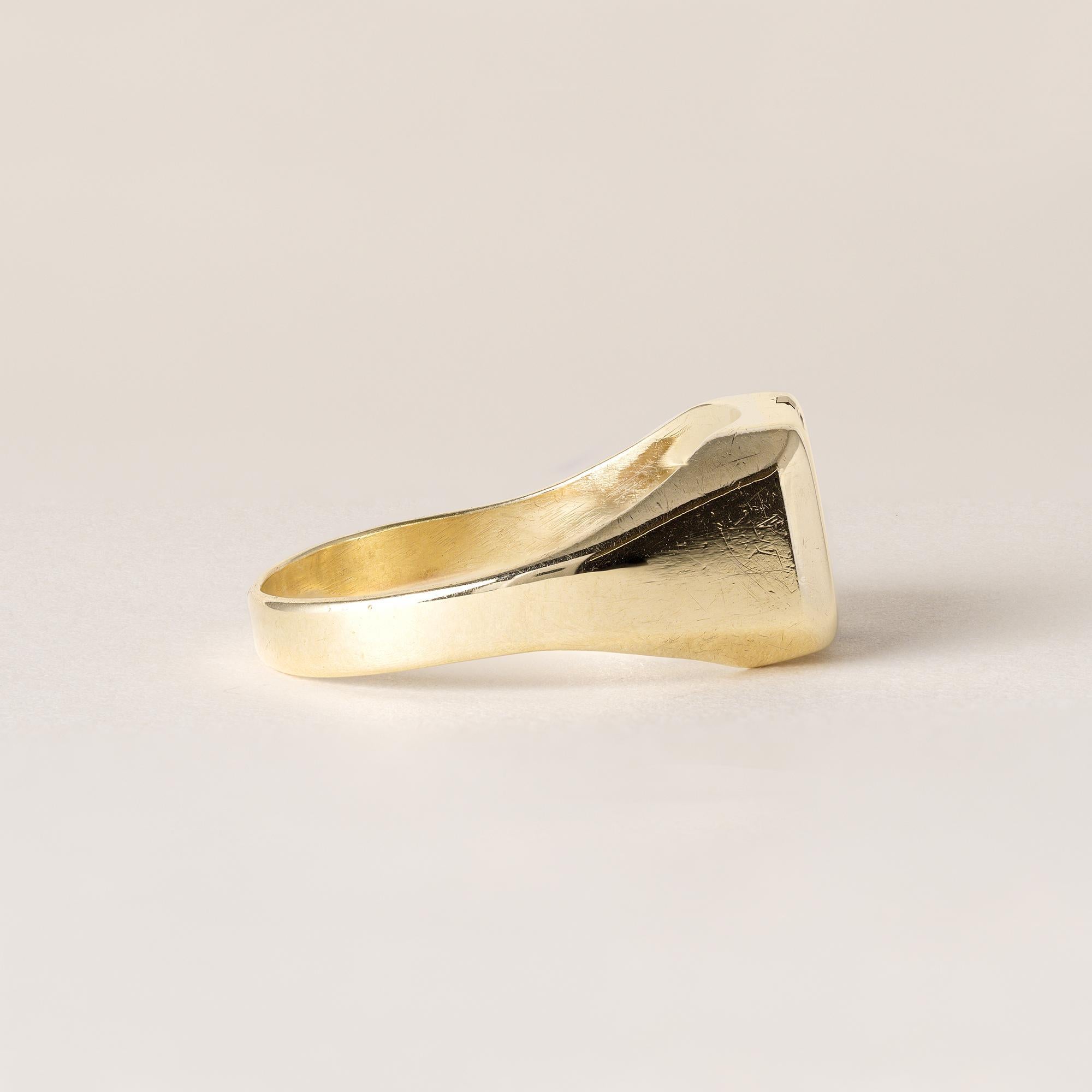 Vintage 14K Gents Diamond and Onyx Ring Band In condizioni buone in vendita a Los Angeles, CA