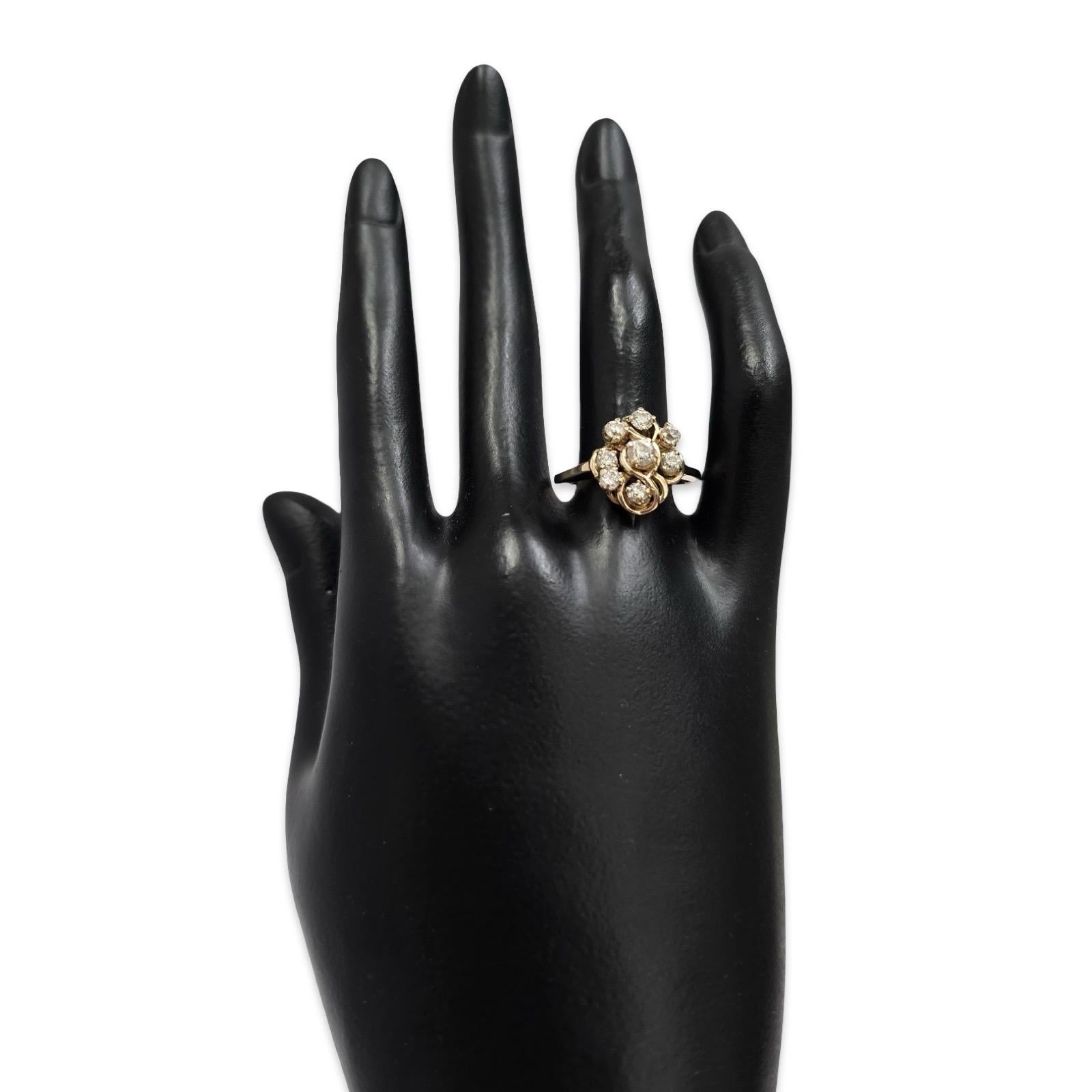 Taglio rotondo Anello Vintage in oro 14K con diamante da 1,00tcw a grappolo in vendita