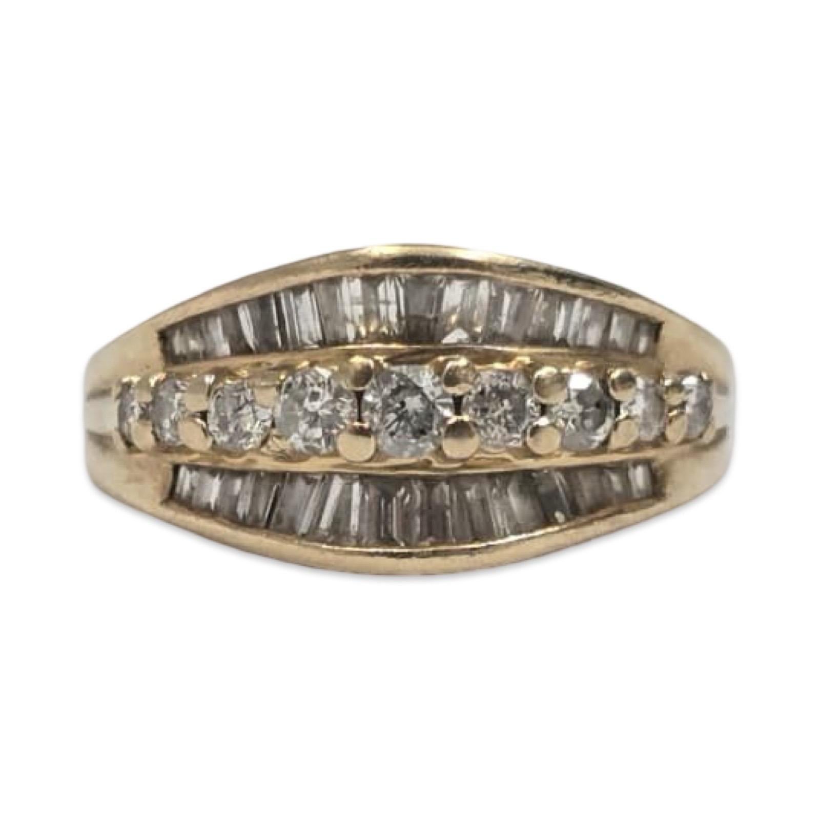 Taglio rotondo Anello a onda con nastro di diamanti d'epoca in oro 14K da 1,15 carati in vendita