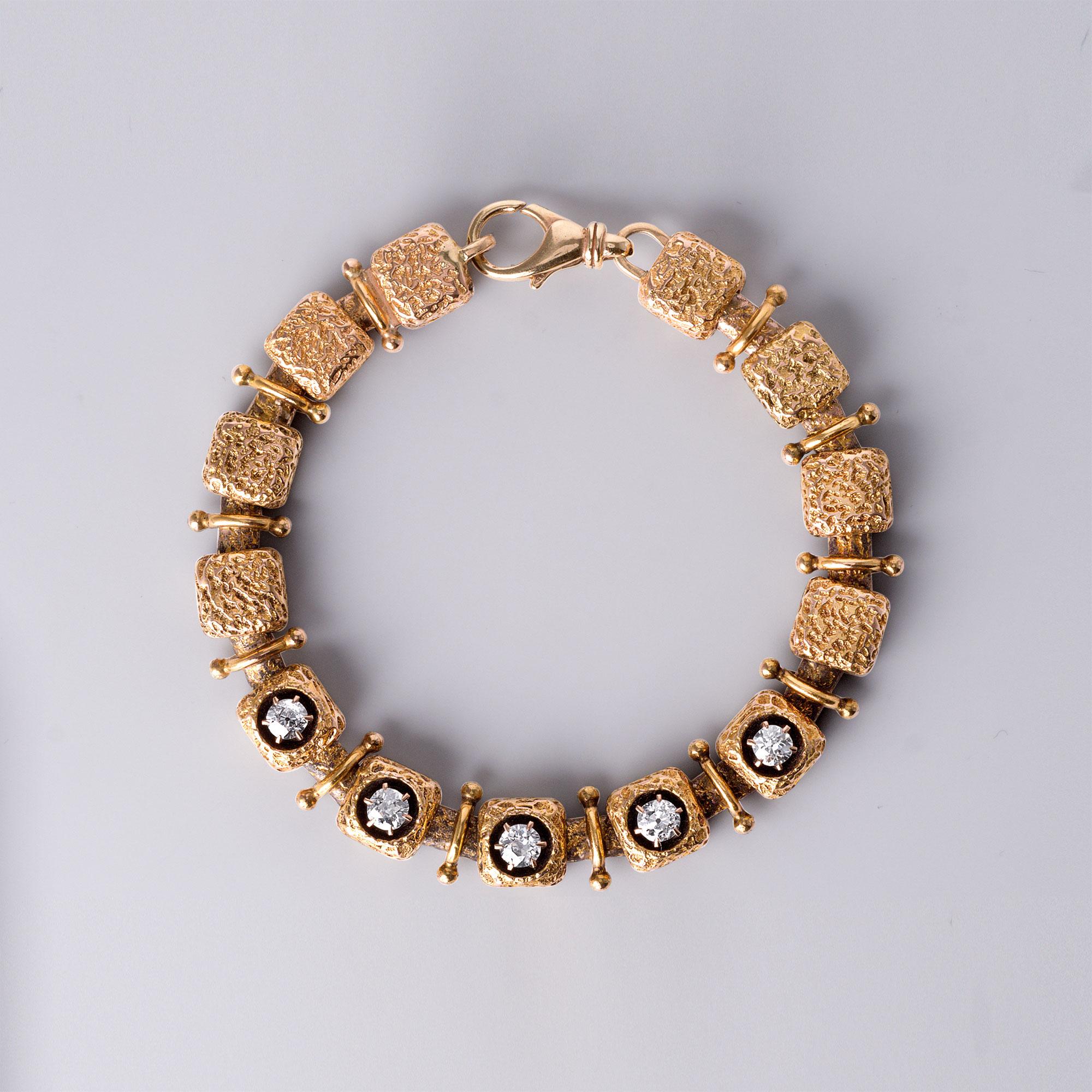 Artigiano Bracciale d'epoca in oro 14K con diamanti a cubo taglio europeo da 1,50 carati TW in vendita