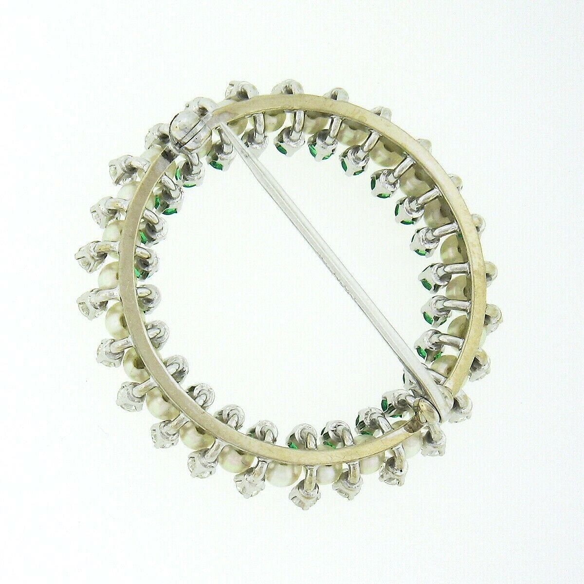 Vintage 14k Gold 1.60ct Round Diamond Emerald & White Pearl Circle Wreath Brooch For Sale 1