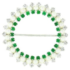 Vintage 14k Gold 1.60ct Round Diamond Emerald & White Pearl Circle Wreath Brooch