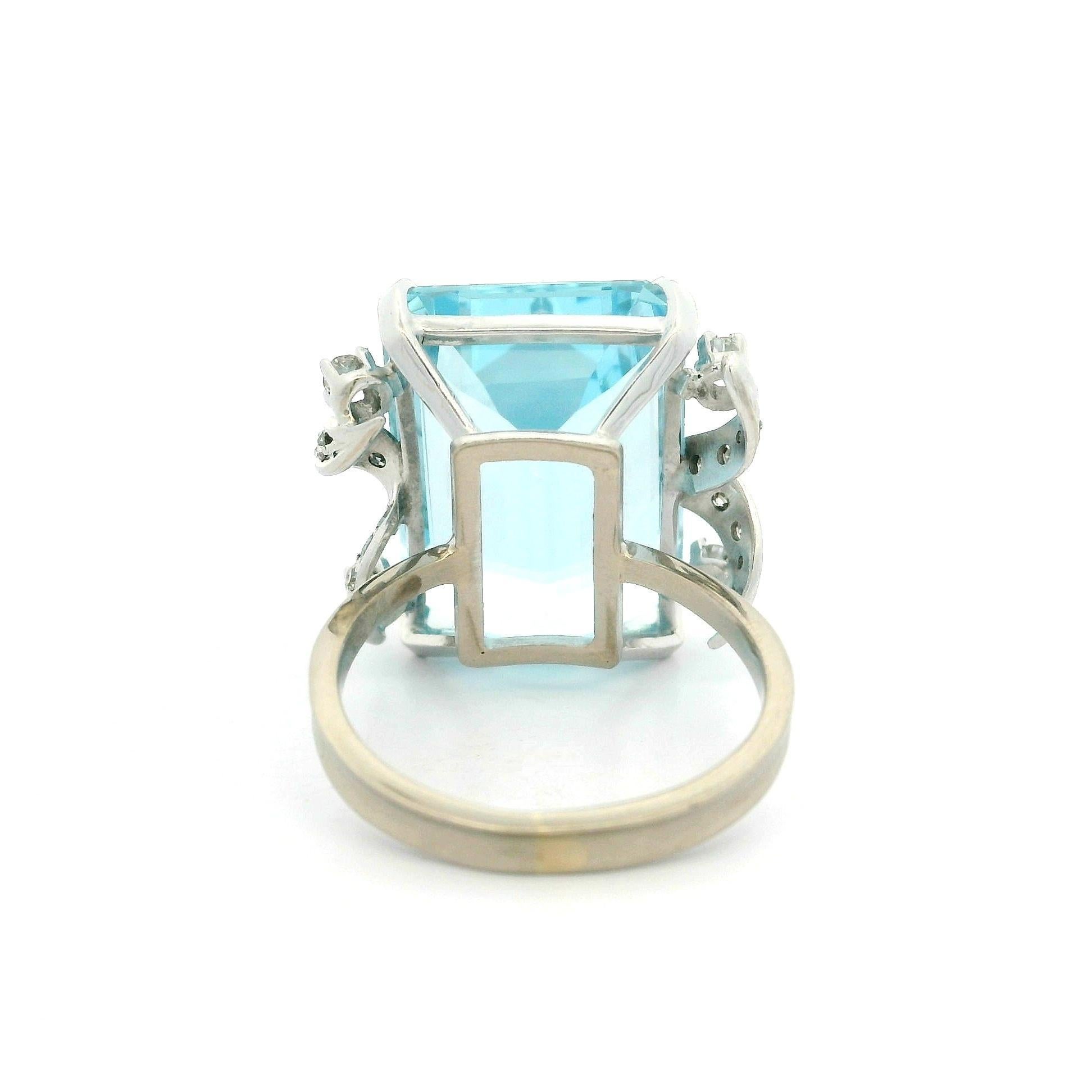 Vintage 14k Gold 18.3ct Emerald Cut Aquamarine & Diamond Ribbon Style Sides Ring For Sale 5